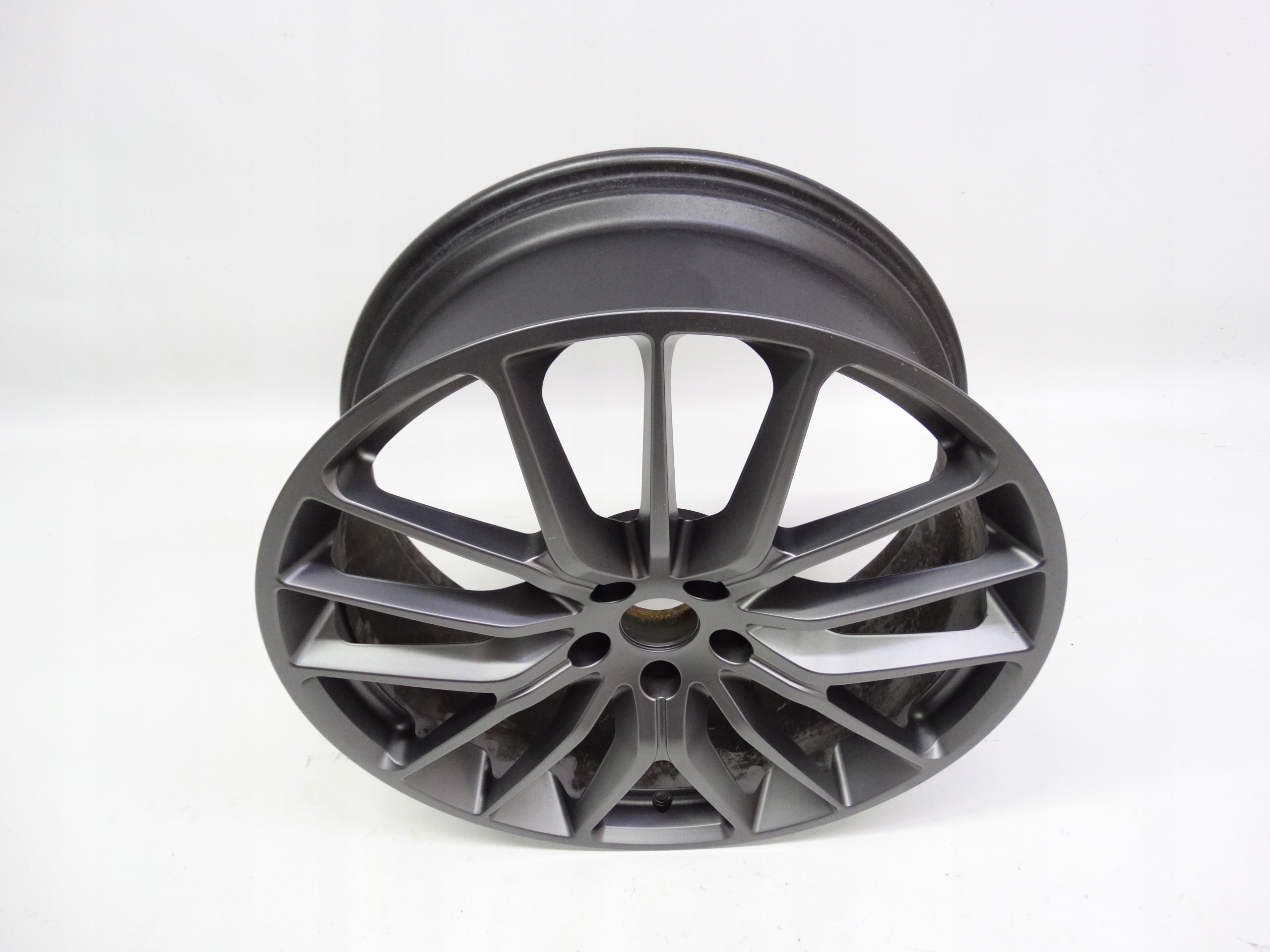 Second image of Maserati Ghibli M157 Quattroporte felga przednia 21 cali 670011860 oryginał