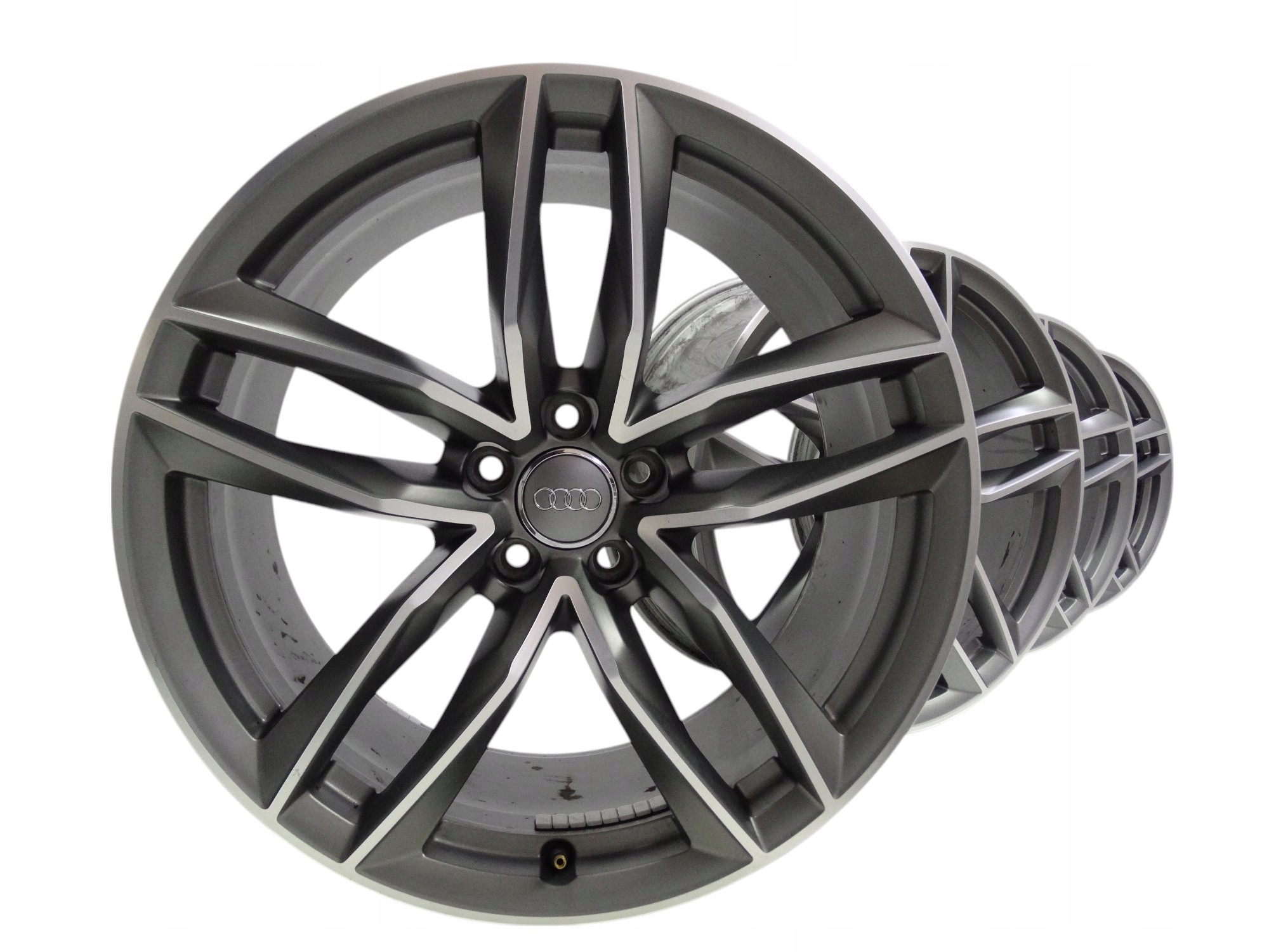 Audi A7 C7 A8 D4 komplet felg 20 cali 4H0601025BS oryginalne