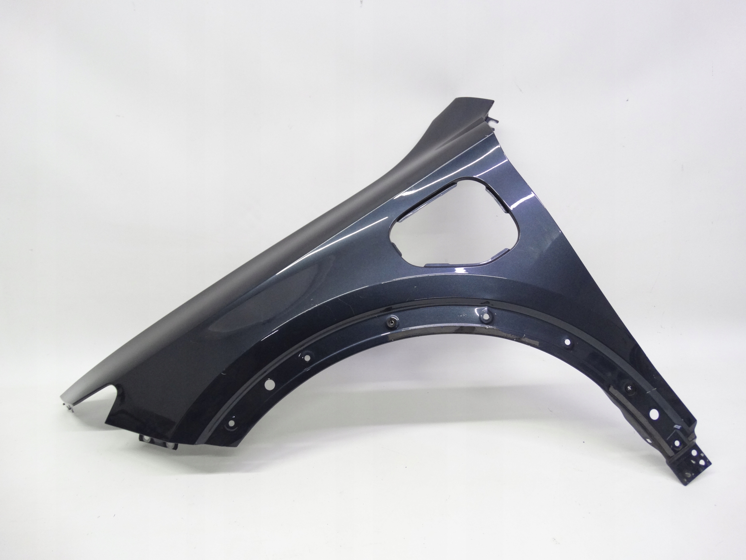 Second image of Cupra Formentor Hybrid Plug-In 1.4 błotnik lewy przedni oryginalny