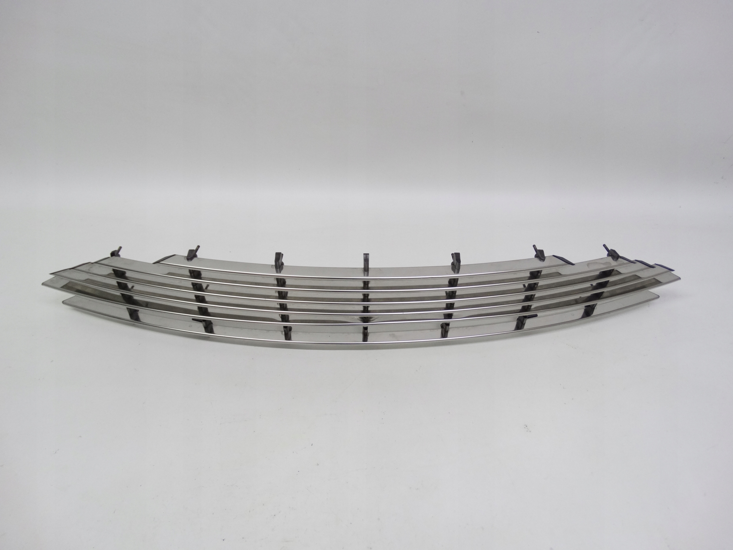 Second image of Aston Martin DB9 03-08 grill atrapa zderzaka 9G43-71-11006 oryginalna