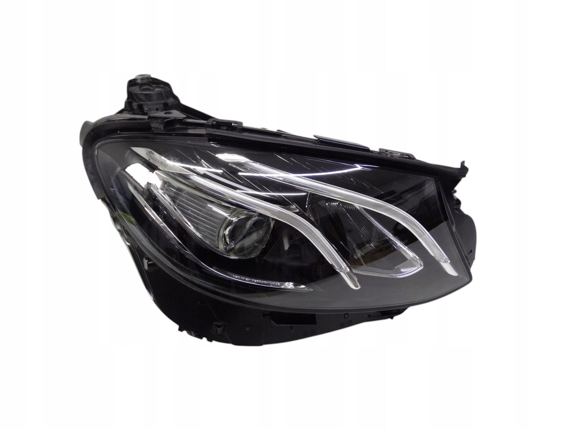 Mercedes E-Klasa W213 16-20 lampa prawa High Performance LED A2139069003