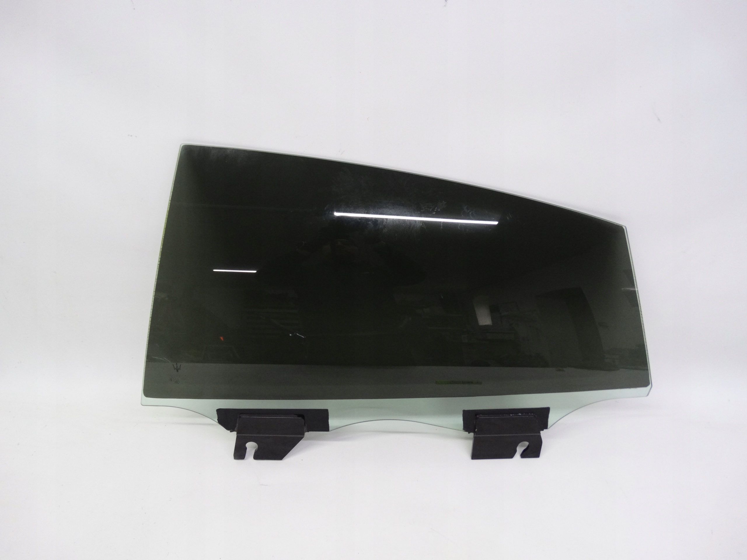 Second image of Maserati Quattroporte VI M156 16-23 szyba boczna drzwi lewa tylna 2017r