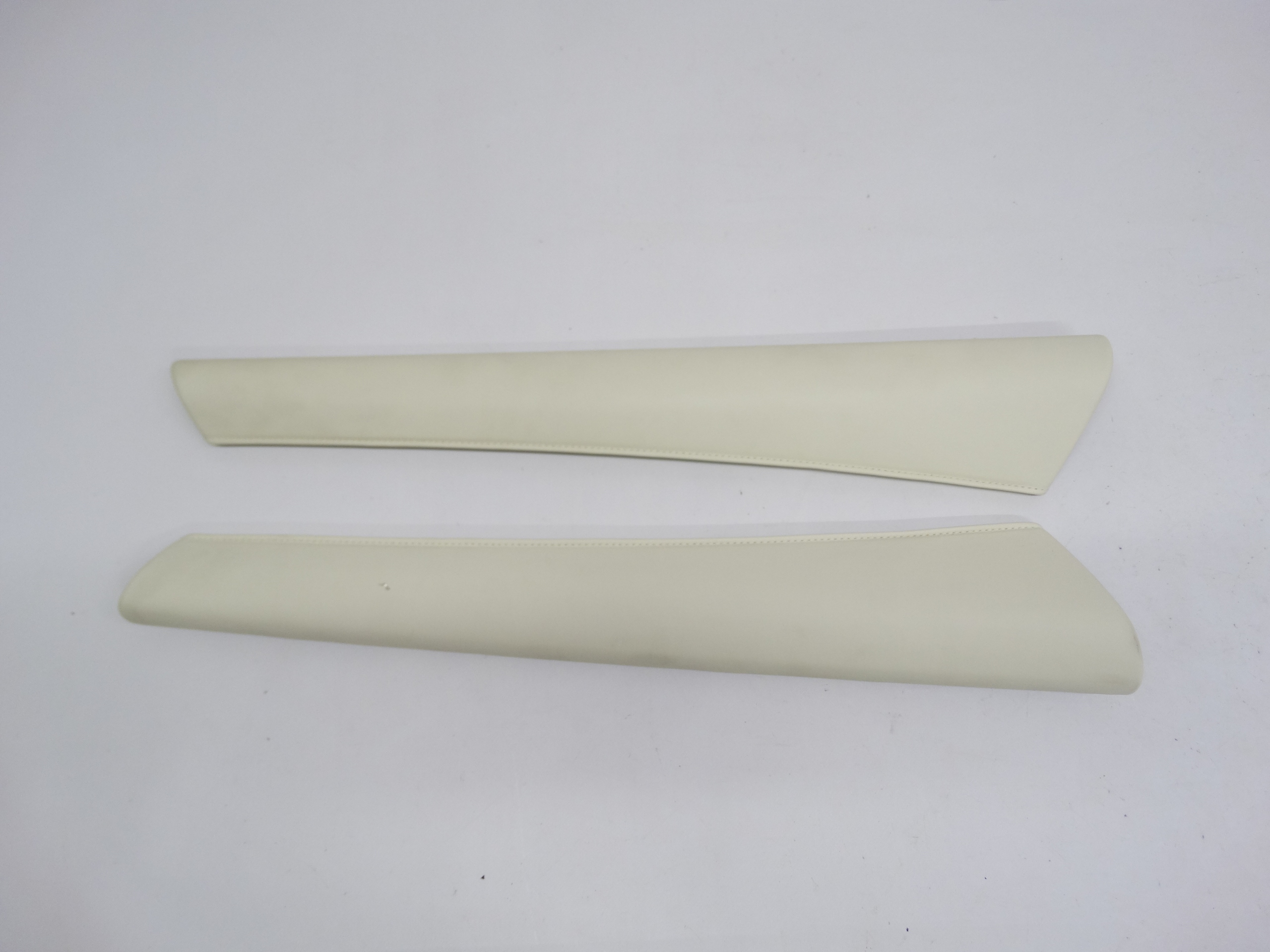 Second image of Aston Martin DB9 Virage panel drzwi L + P tapicerka 4G43-202B-00-AA