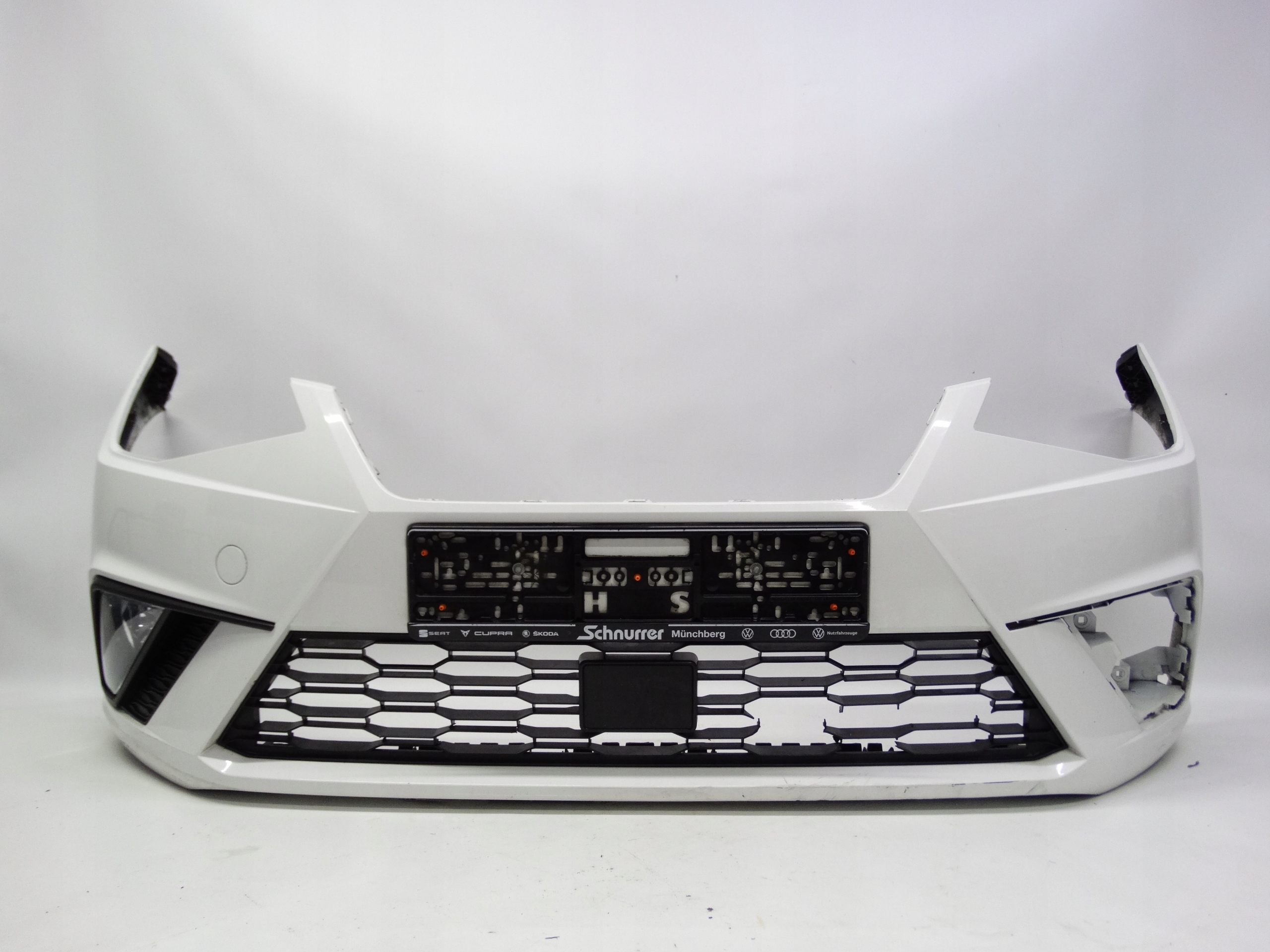 Second image of Seat Ibiza V 6F 2017+ zderzak przedni 6F0807221D oryginalny