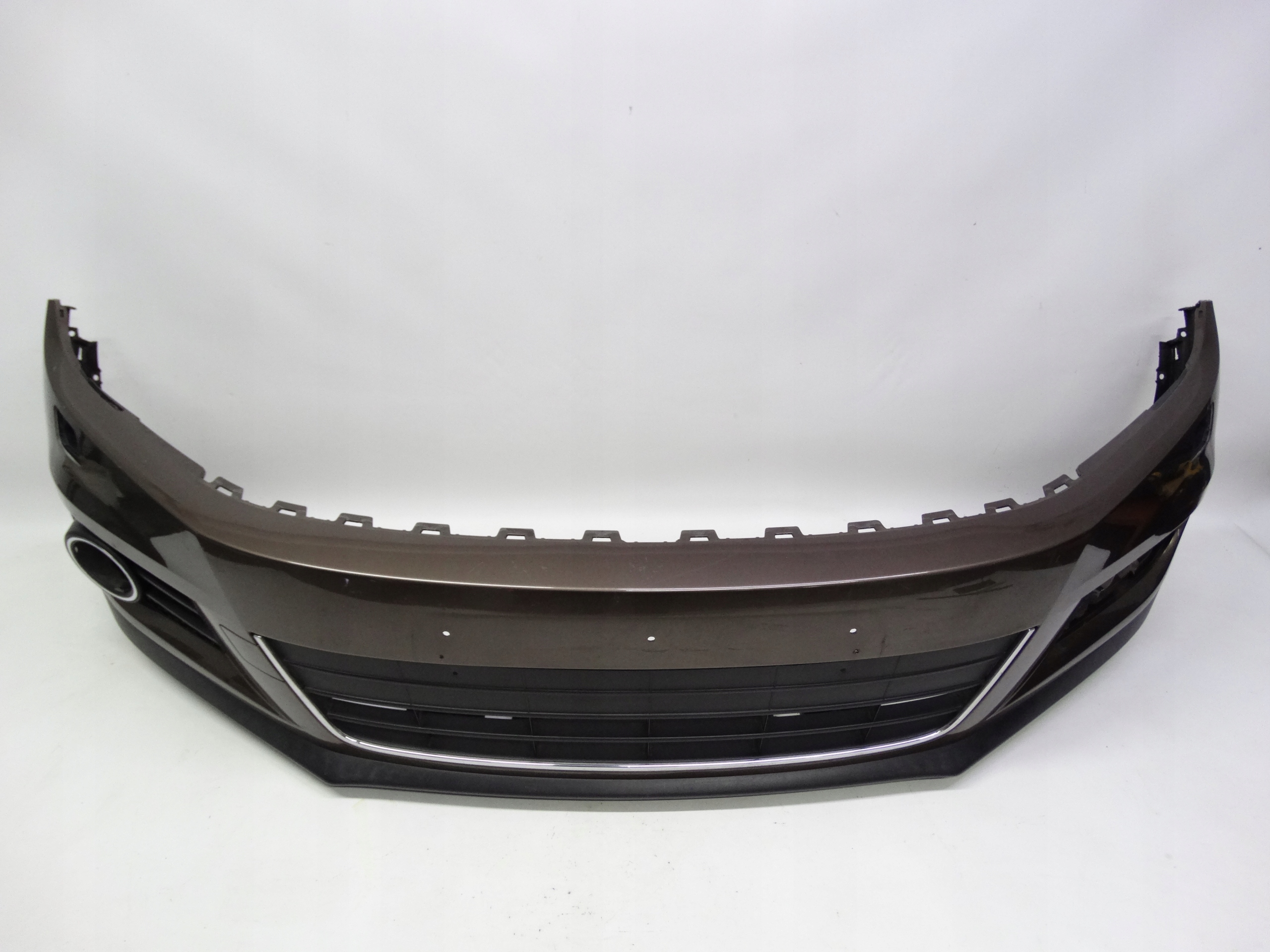 Second image of Tiguan I Lift 11-16 zderzak przedni bez PDC oryginalny 5N0807221K