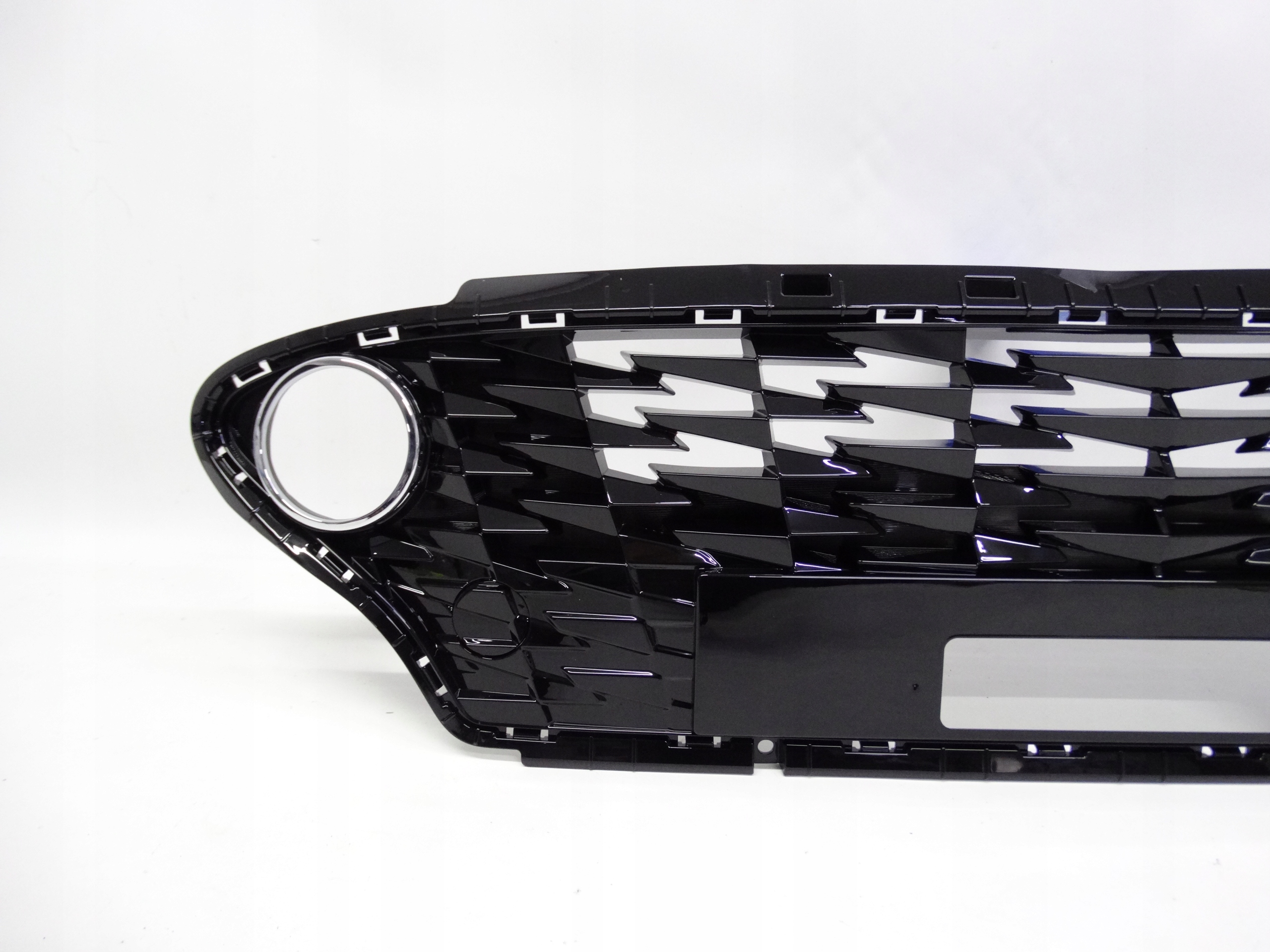 Second image of Hyundai i10 III Premium 19-23 grill atrapa 86351-K7000 oryginalna NOWA