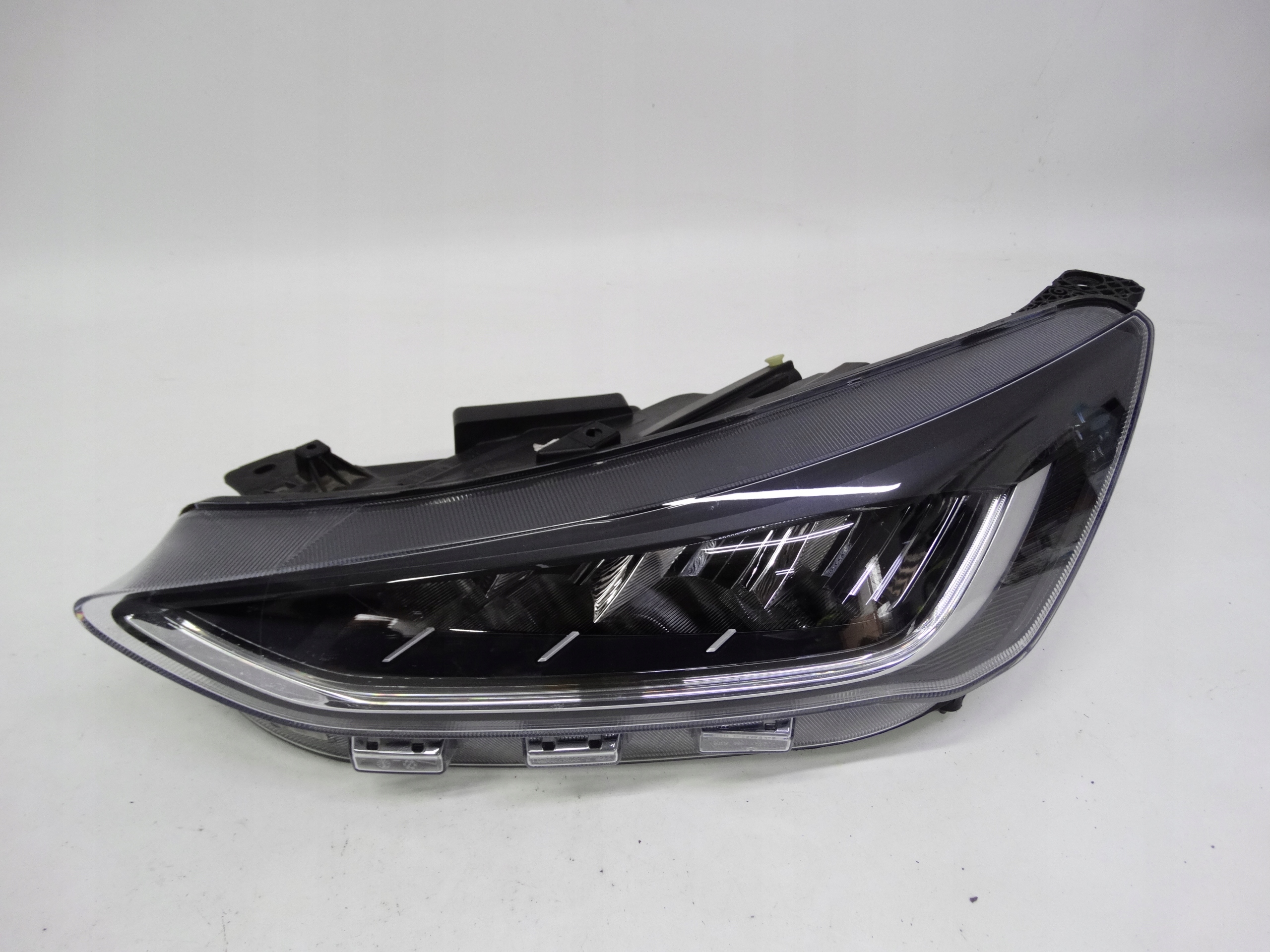 Second image of Ford Focus Mk4 Lift 21- lampa lewa Full LED NX7B-13E015-CD oryginalna