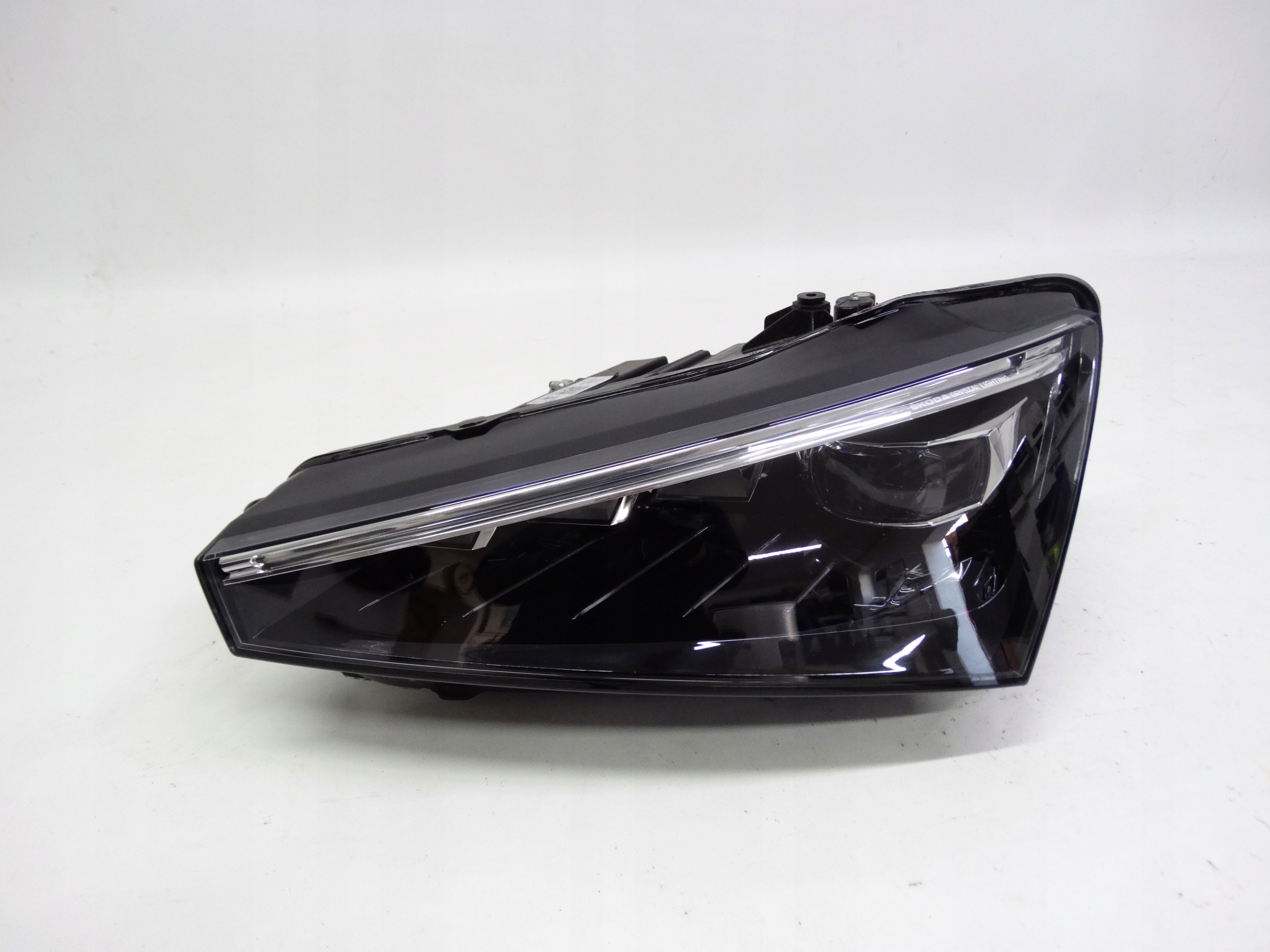 Second image of Skoda Scala 19-23 lampa lewa Full LED 657941015A oryginalna