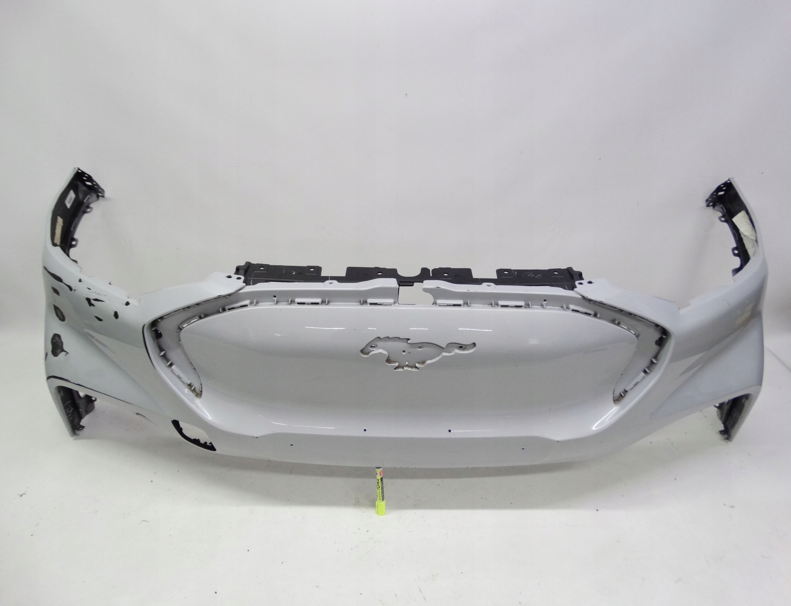 Second image of Ford Mustang Mach-E 20- zderzak przedni LJ8B-17E898-AC oryginalny