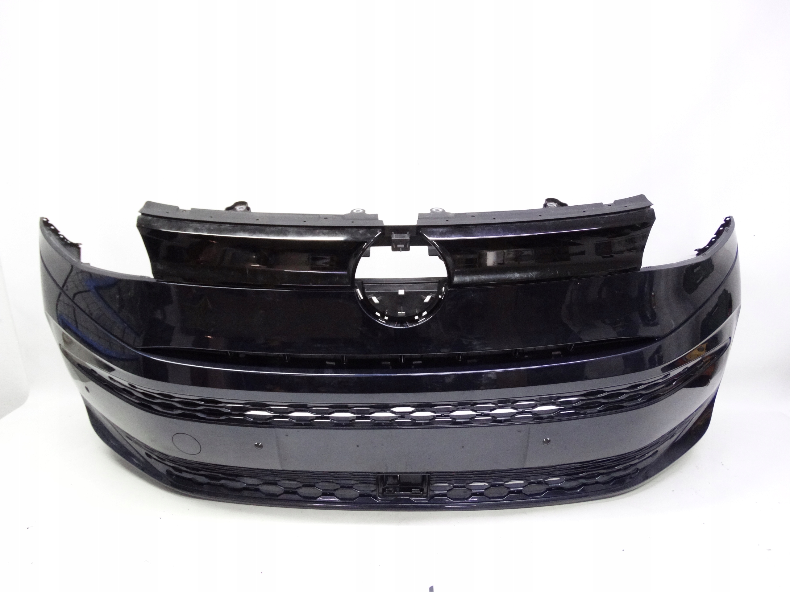 Second image of VW T7 Multivan Transporter 2022+ zderzak przedni 7T0807221C oryginalny