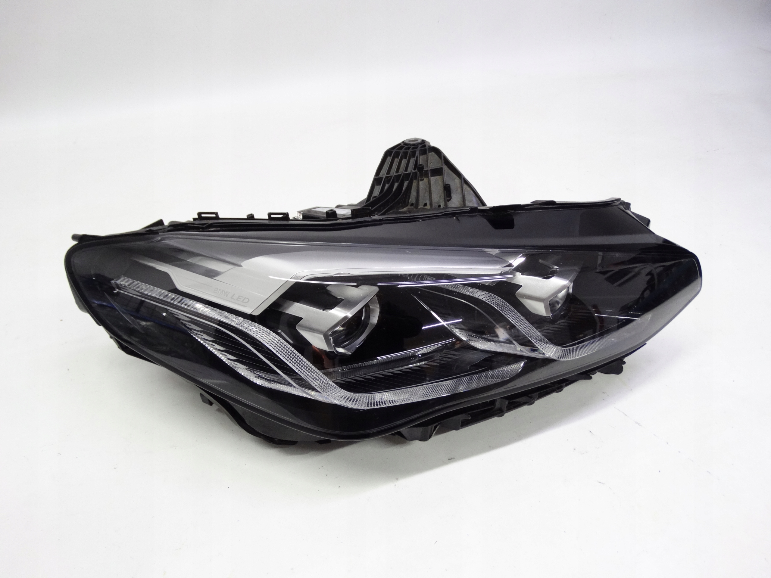 Second image of BMW 2 Active Tourer II U06 2022+ lampa prawa Full LED 5A42248 oryginalna