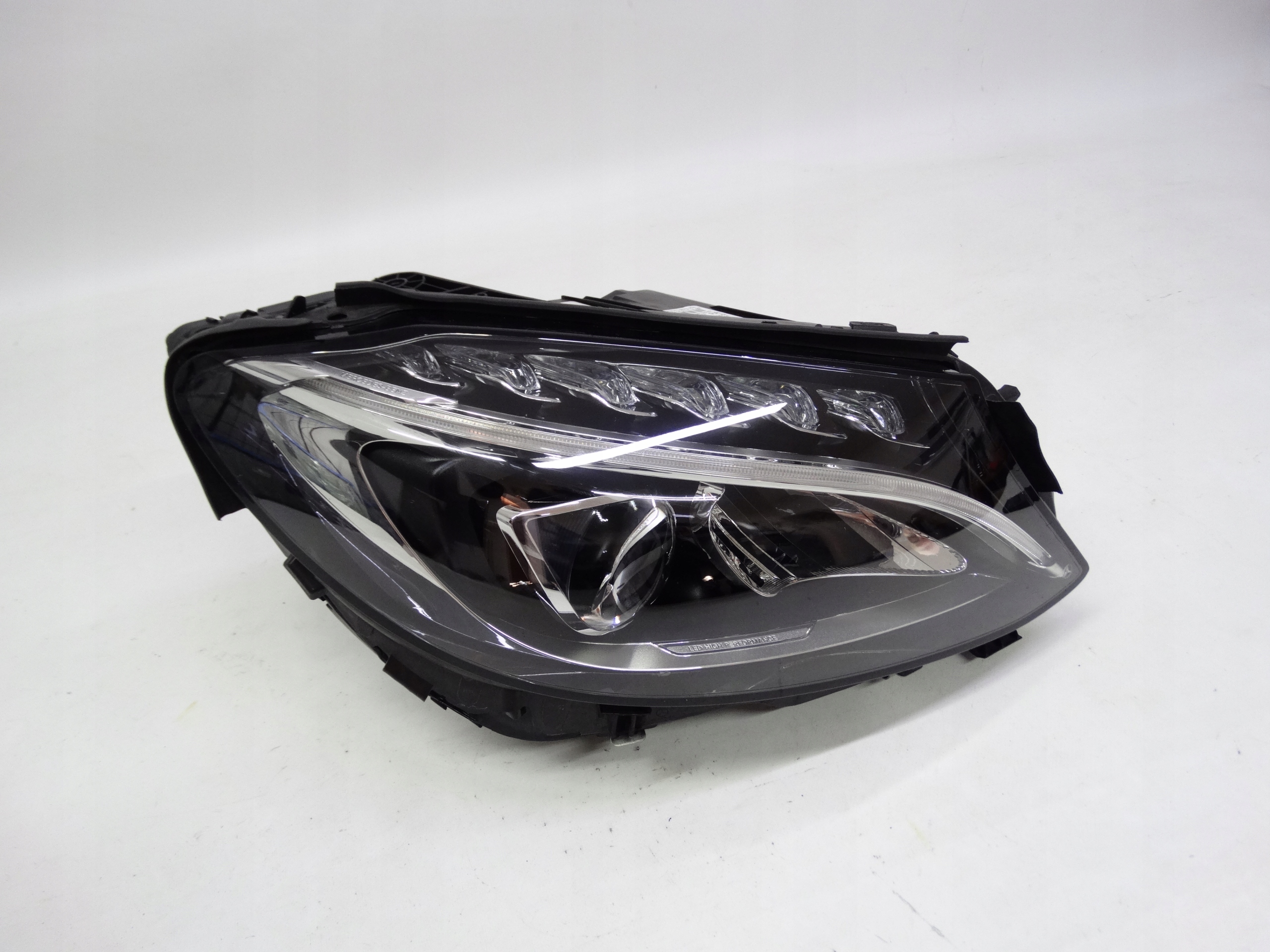 Second image of Mercedes C-Klasa W205 14-18 lampa prawa High Performance LED A2058200661