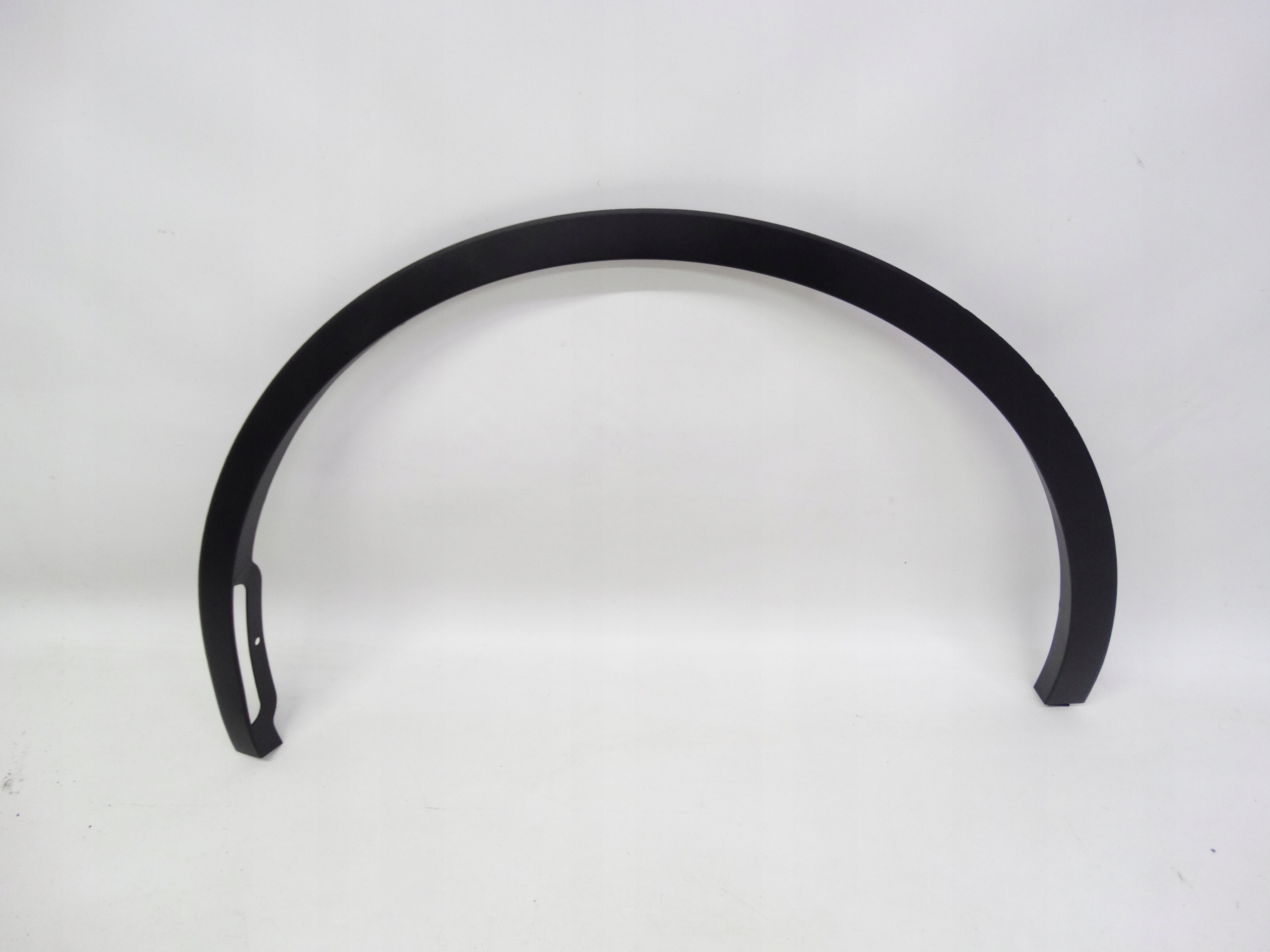 Second image of Tesla Y 2020+ listwa błotnika lewa przednia 1658695-00-A oryginalna