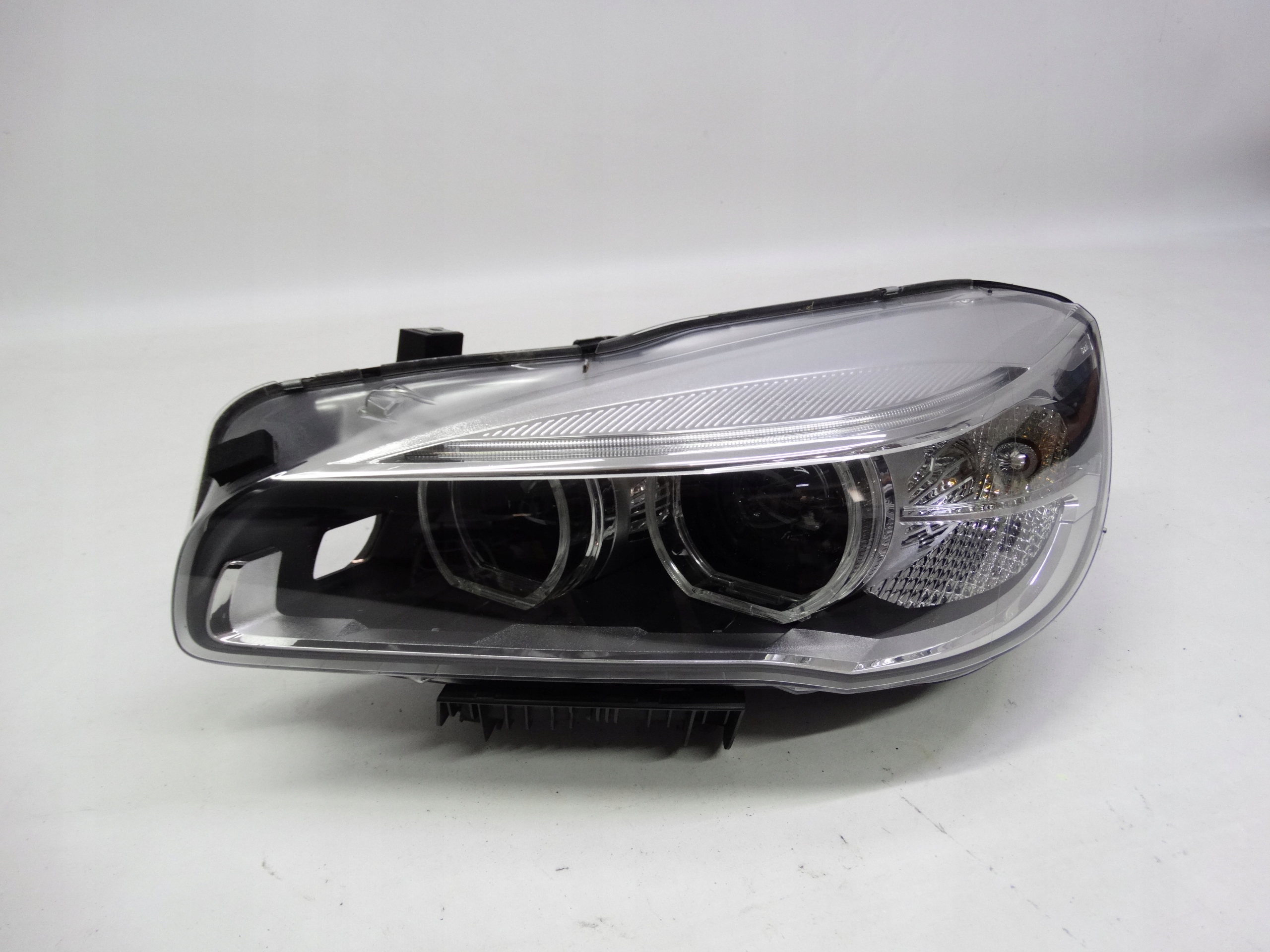 Second image of BMW 2 F45 F46 14-18 lampa lewa Full LED 7494855 oryginalna