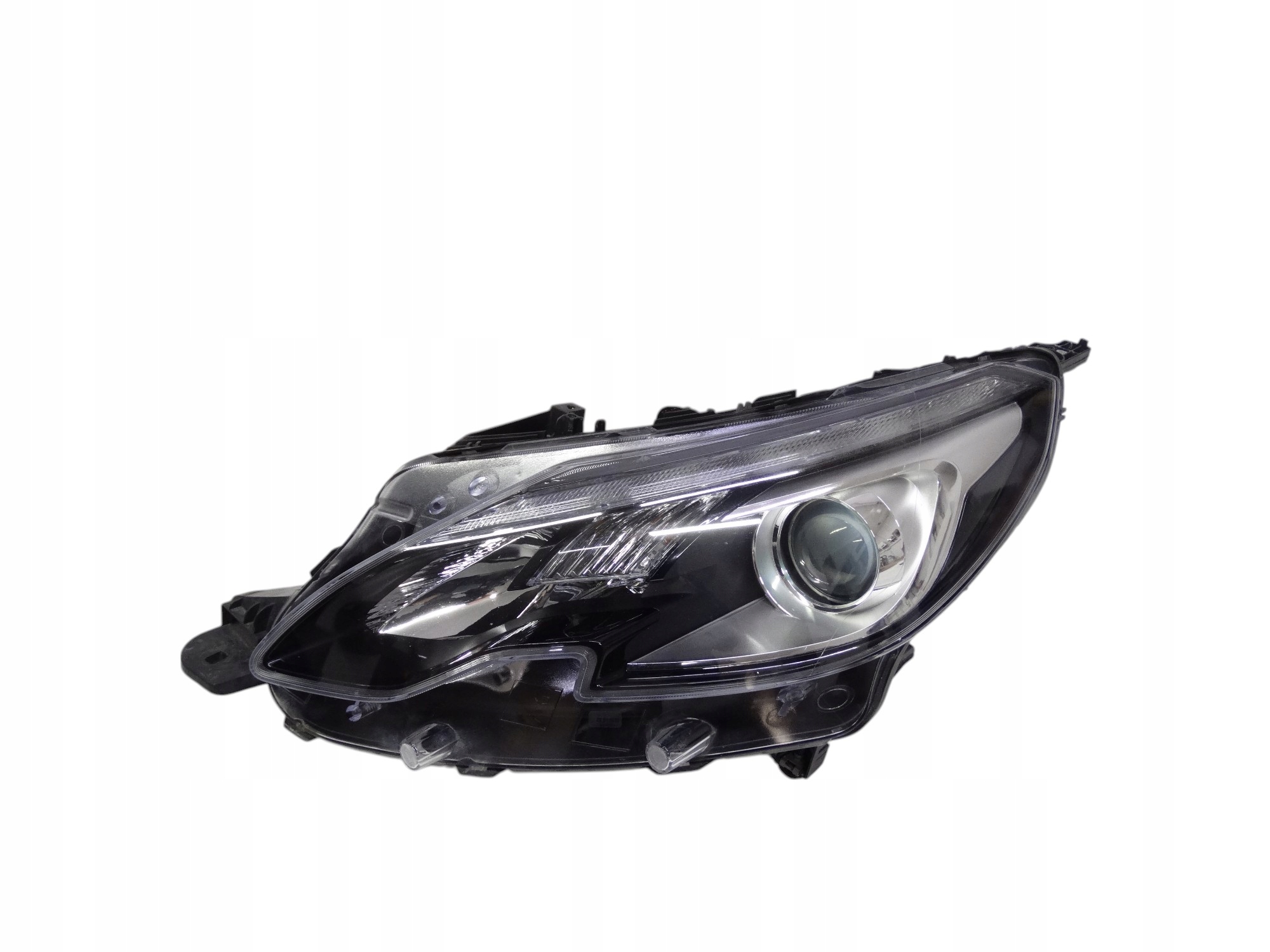 Peugeot 2008 lift 16-19 lampa lewa zwykła soczewka +LED 9814749080 oryginał