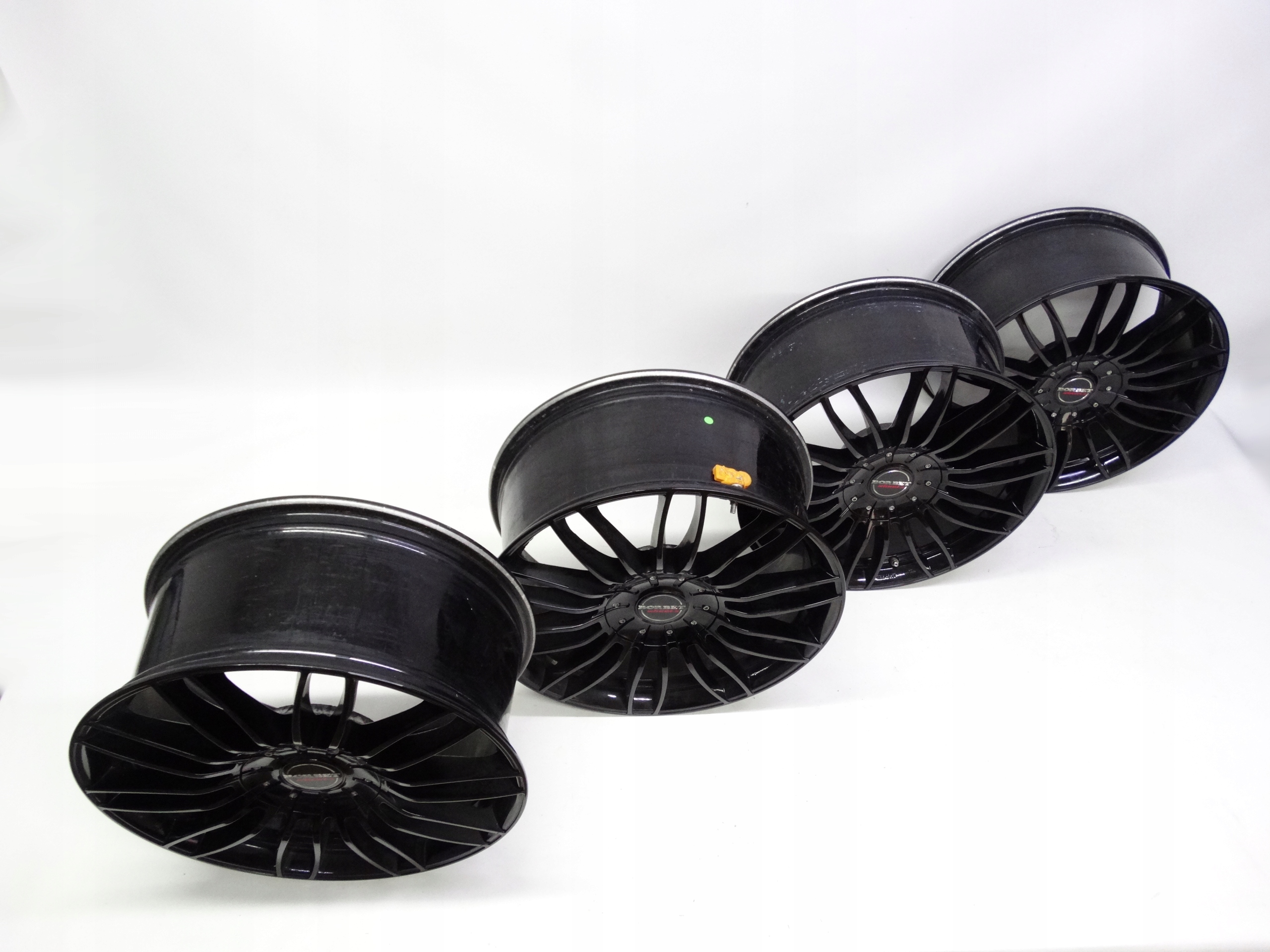 Second image of Borbet CW3-9020 KBA 48487 komplet 20 cali W221 W164 W166 W218 W207 W204