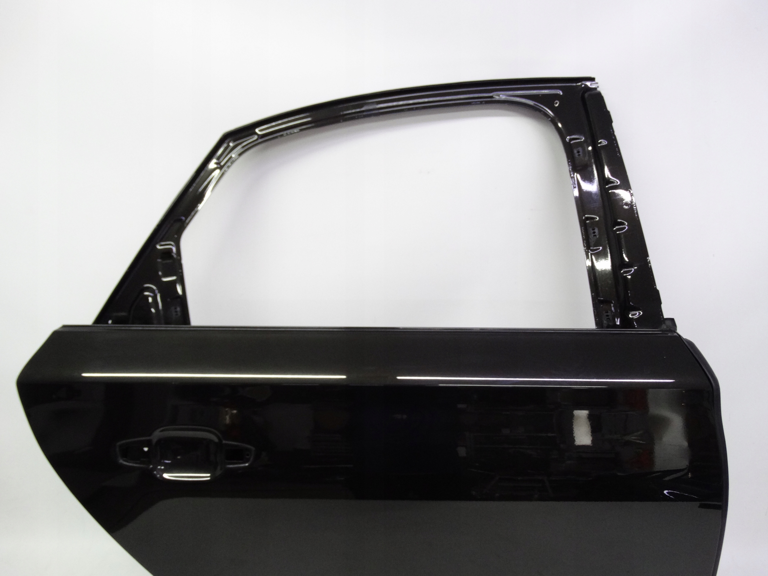 Second image of Audi A8 D4 4H 2009-2017 drzwi prawe tylne oryginalne 4H0833312