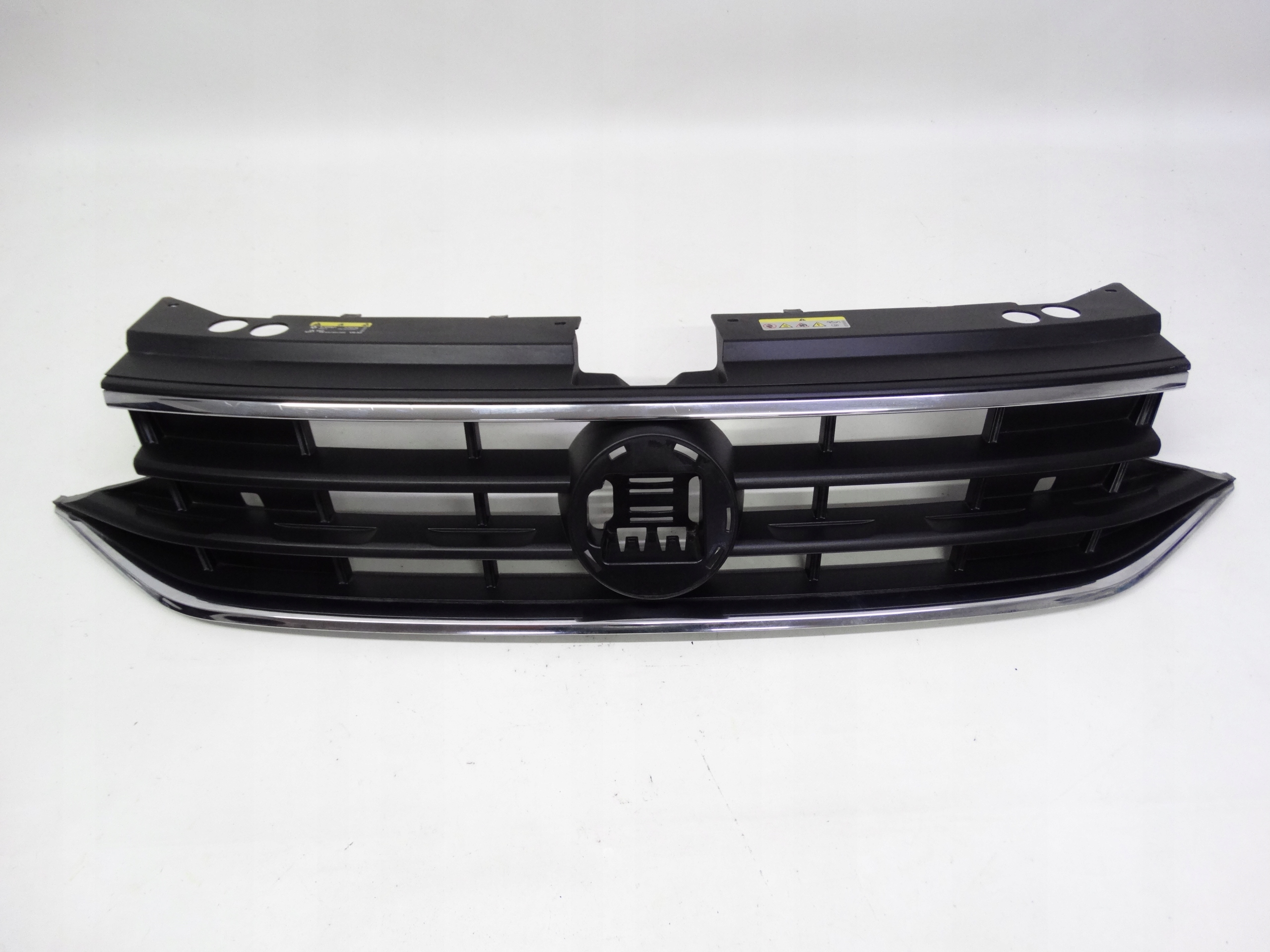 Second image of VW Tiguan II Lift 20-24 grill atrapa chłodnicy 5NA853651BC oryginalna