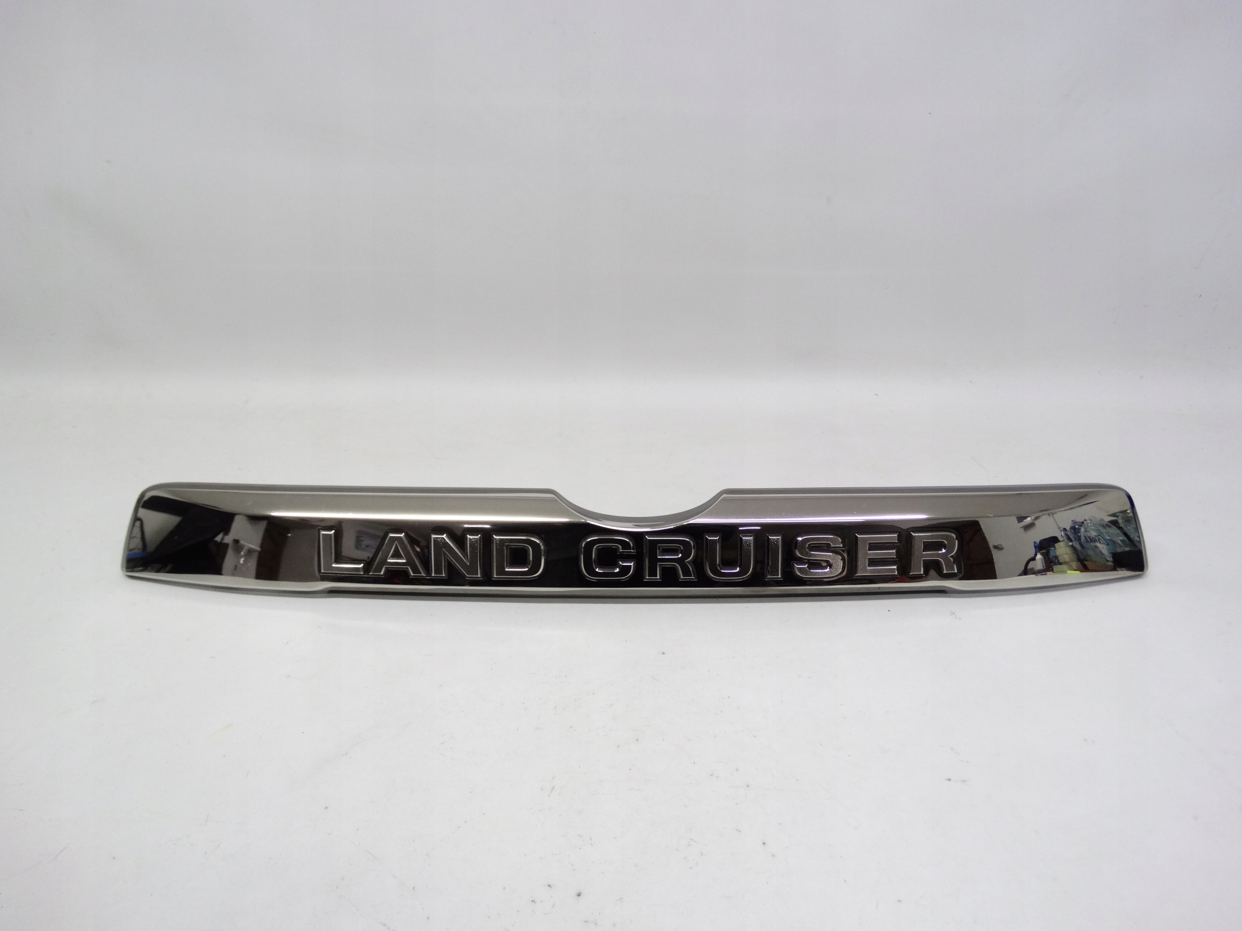 Second image of Toyota Land Cruiser J150 Lift 17-23 blenda listwa klapy tylna 76810-60141