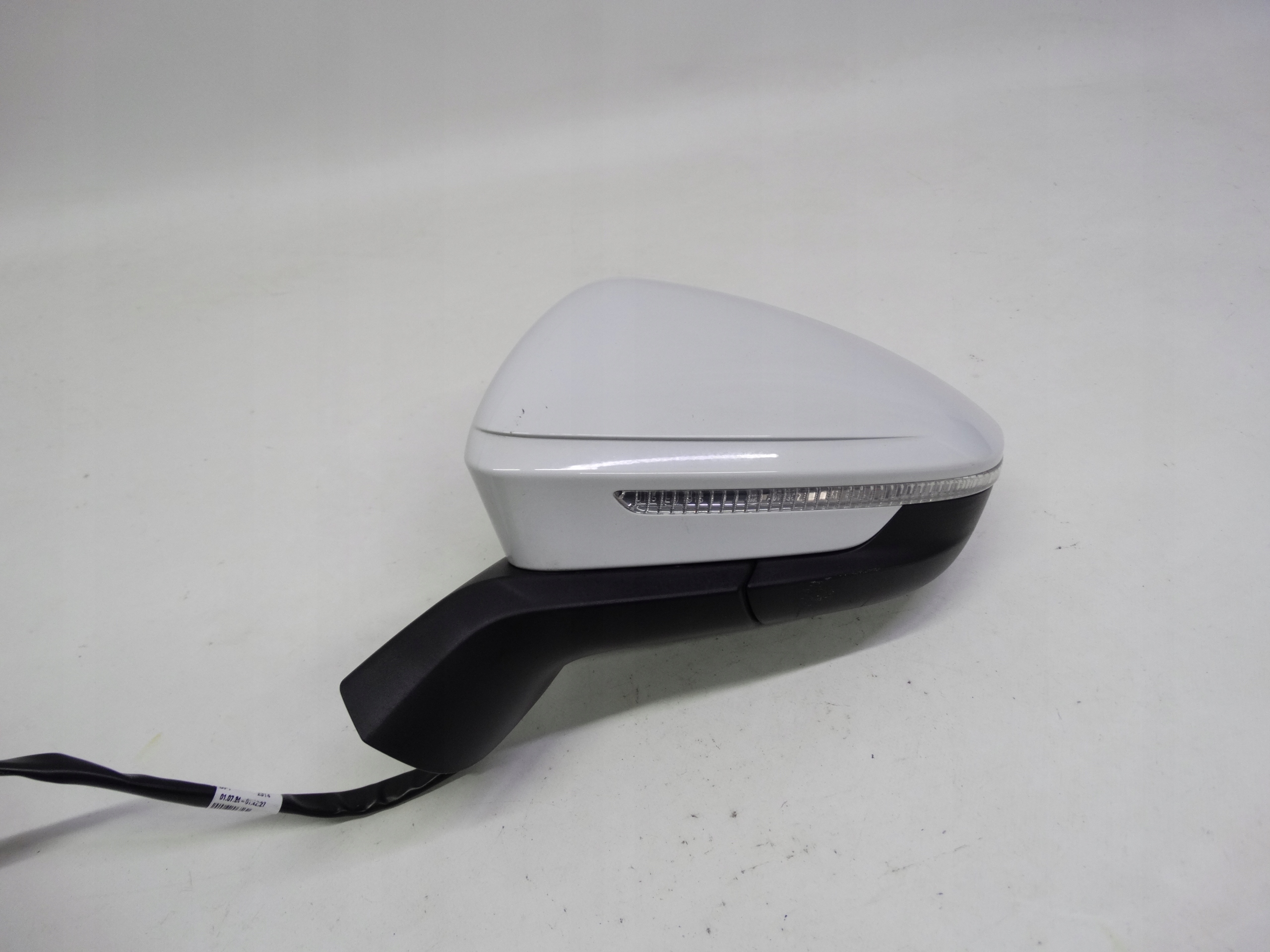 Second image of Skoda Enyaq 5LA lusterko lewe 11 PIN 5LB857407AE oryginalne