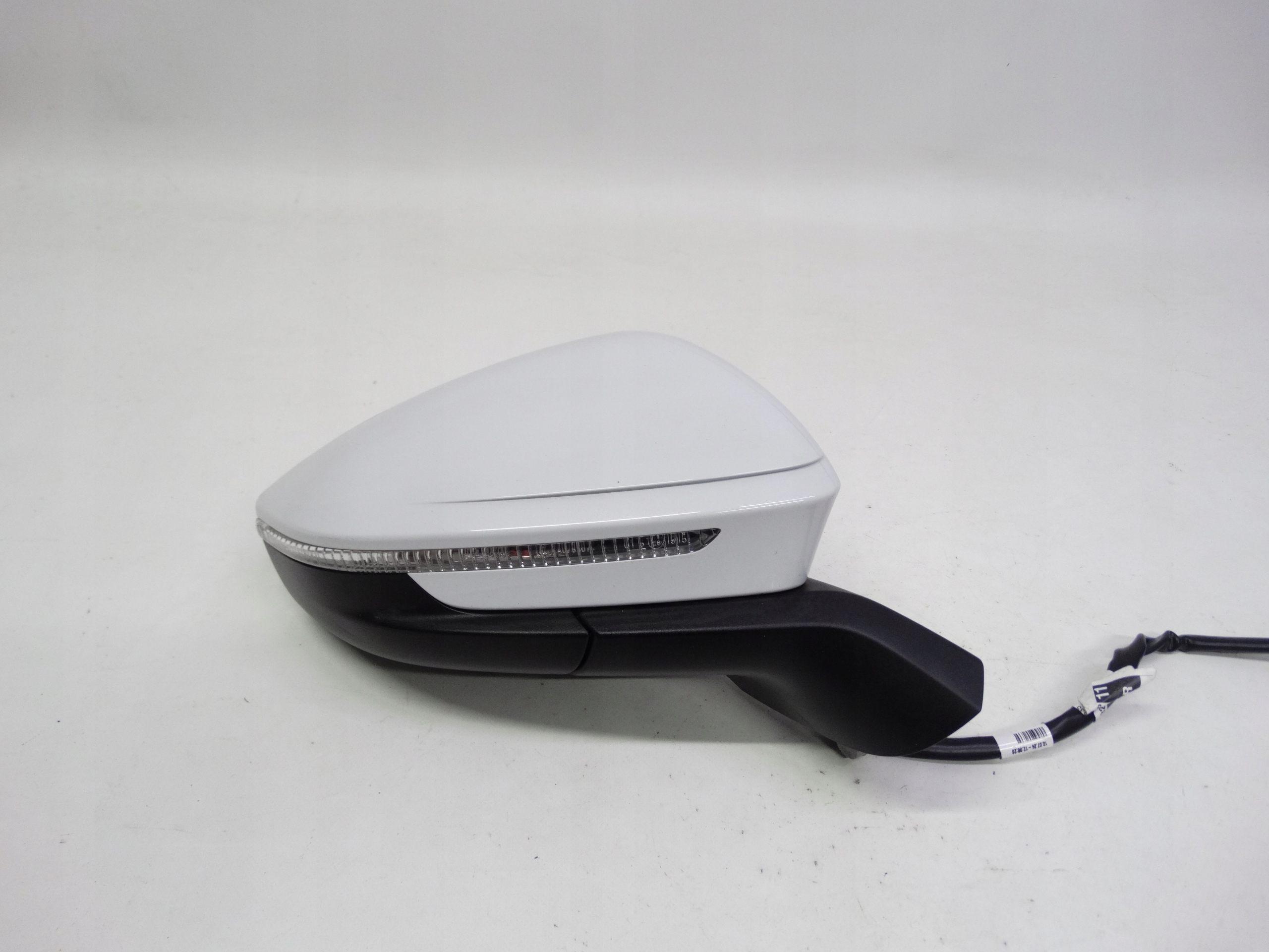 Second image of Skoda Enyaq 5LA lusterko prawe 9 PIN 5LB857408AE oryginalne