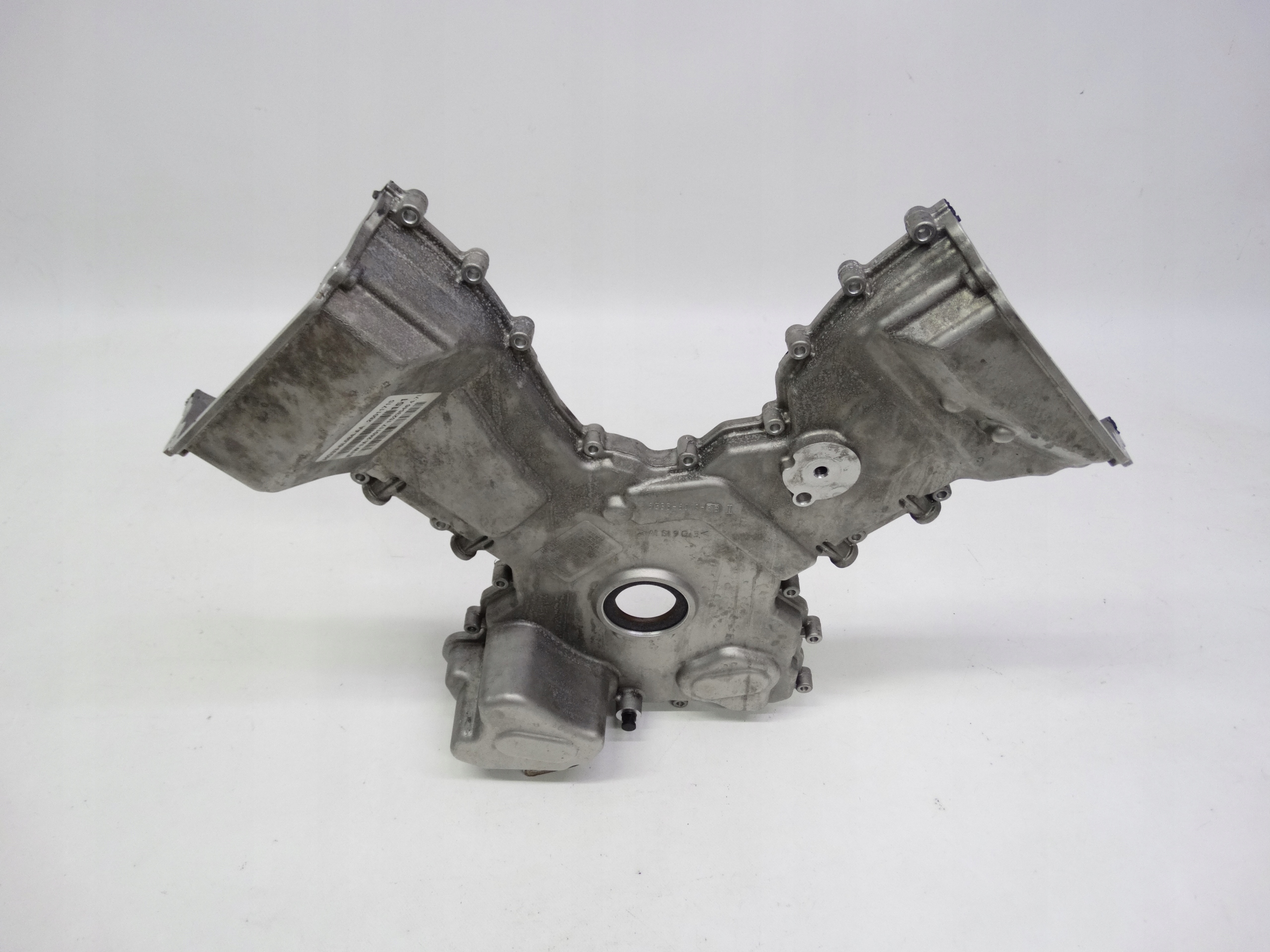 Second image of Aston Martin V8 Vantage 4.7L V8 osłona pokrywa silnika HG33-6L084-AA