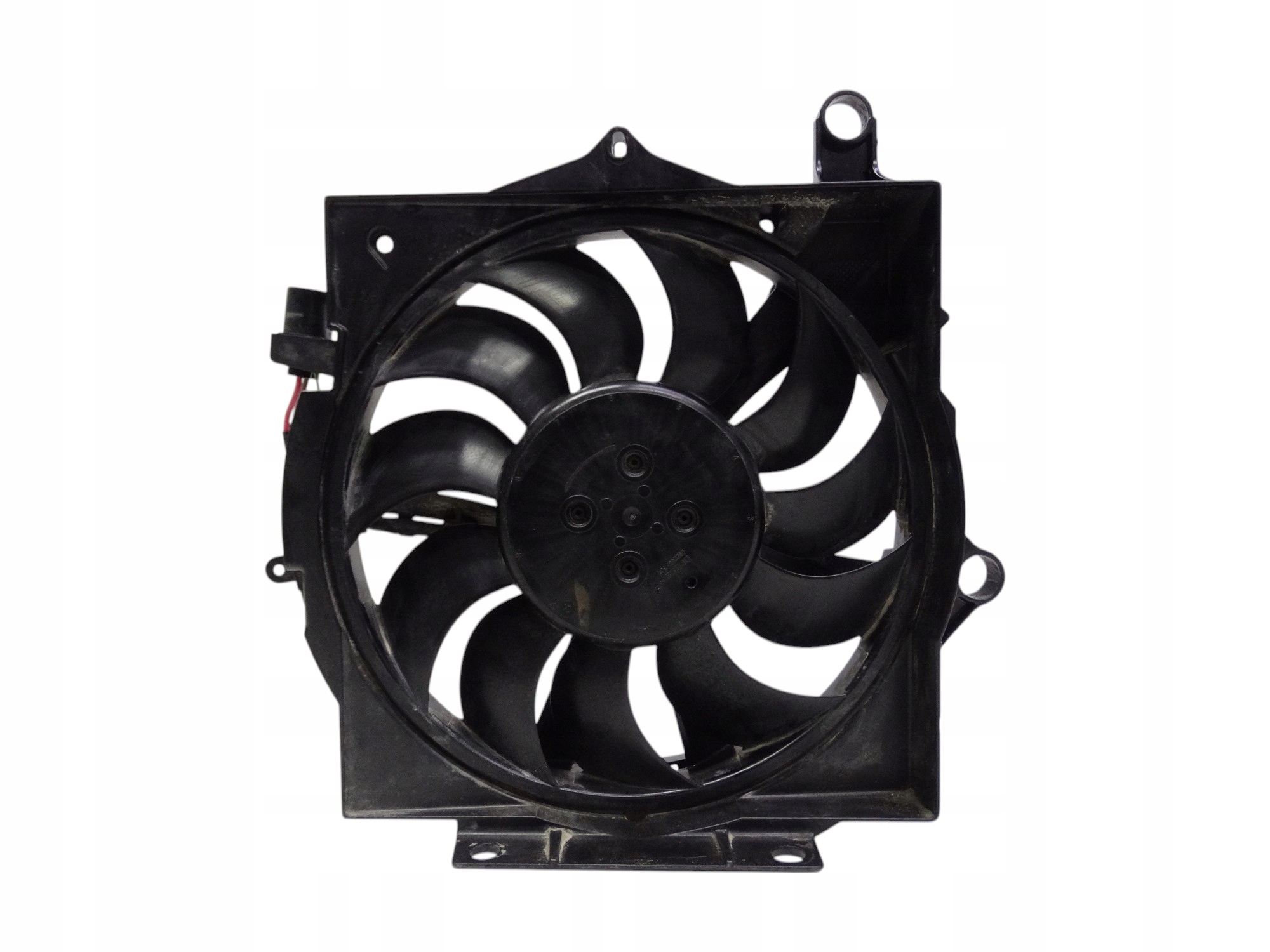 Porsche Taycan 9J1 20- wentylator chłodnicy prawy 9J1121250C oryginalny