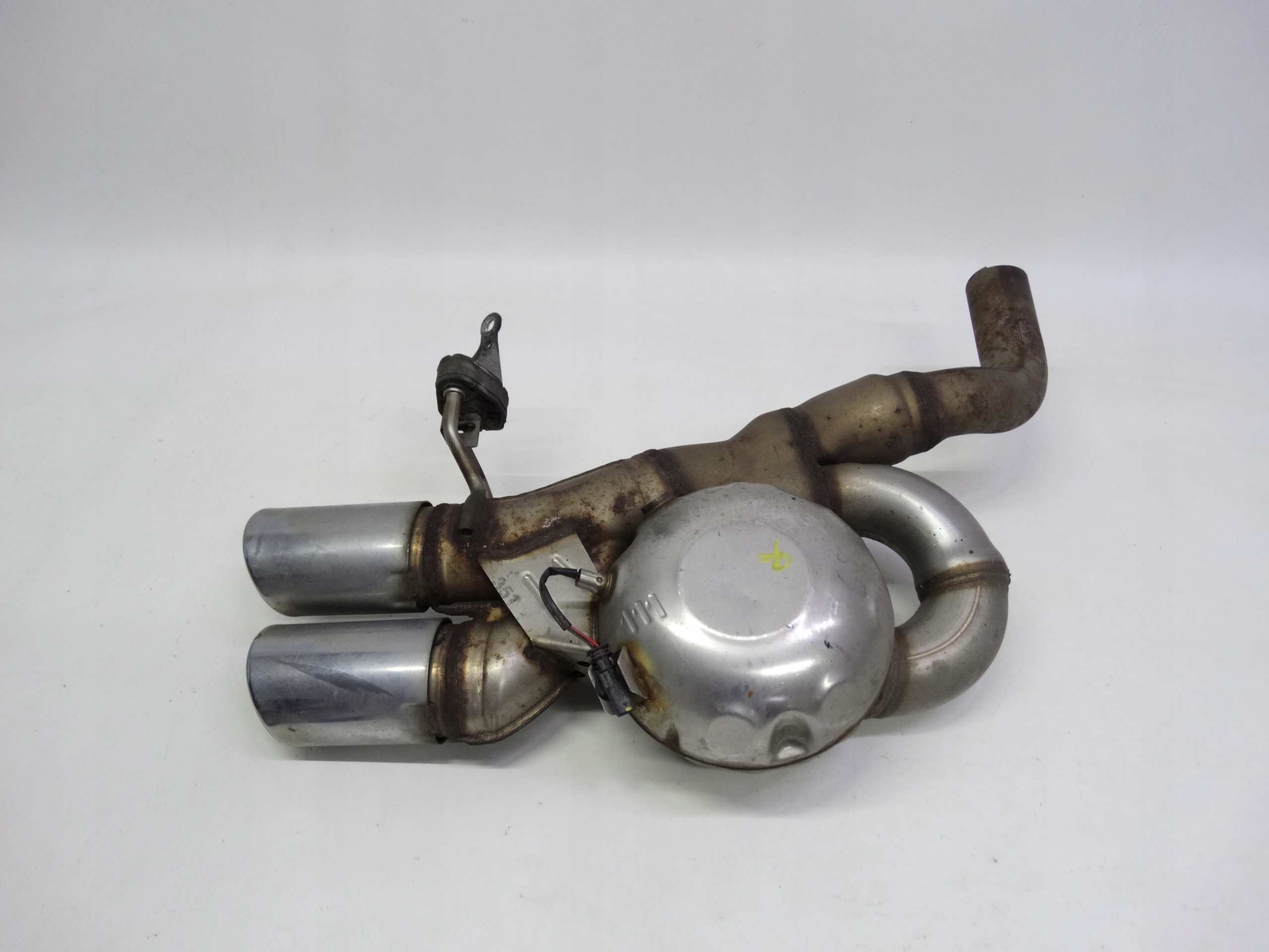 Second image of Audi Q5 8R SQ5 tłumik końcowy prawy wydech aktywny 8R0120G oryginalny