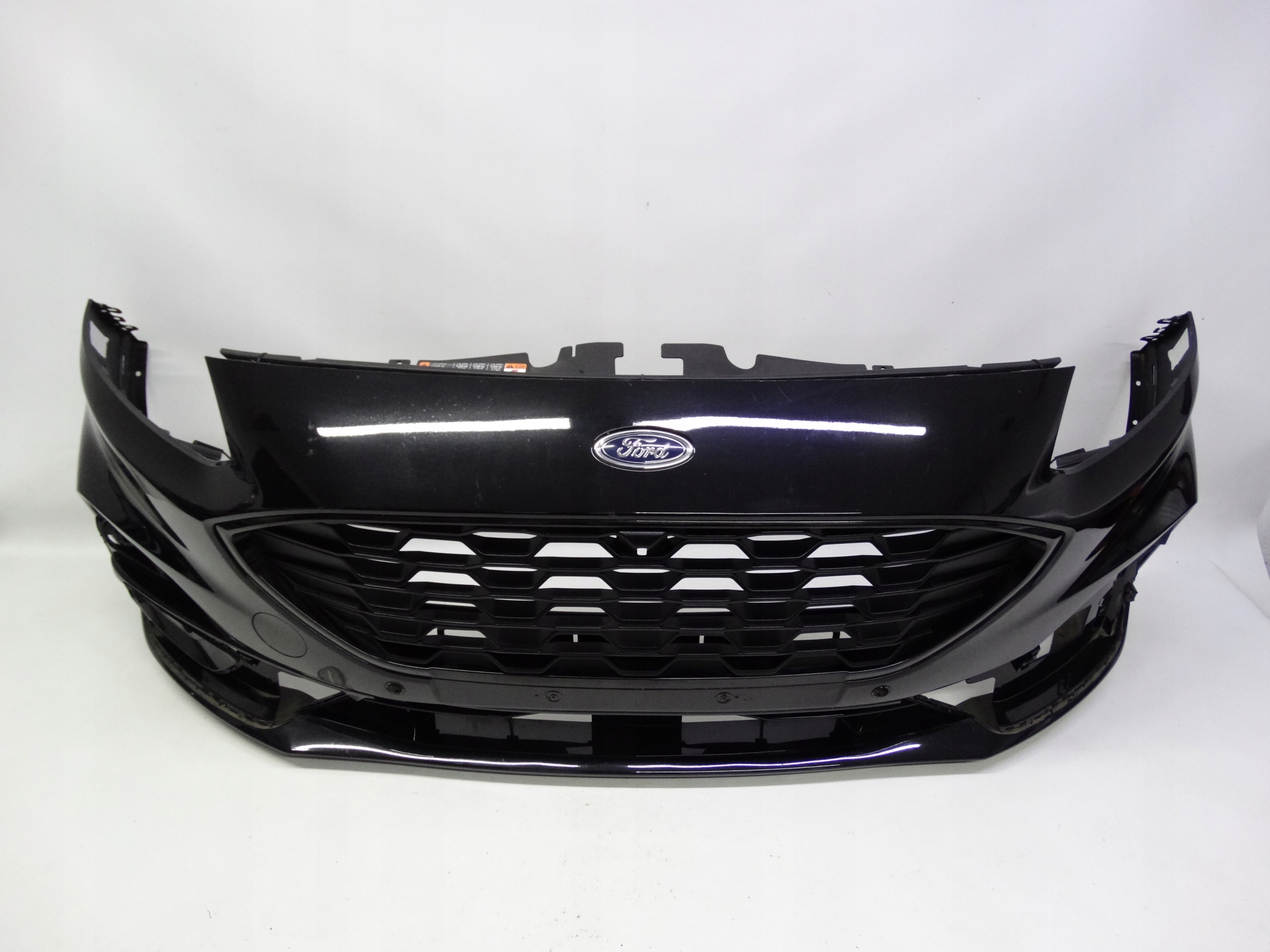 Second image of Ford Kuga Mk3 ST-Line 19-24 zderzak przedni oryginalny LV4B-17F003-S