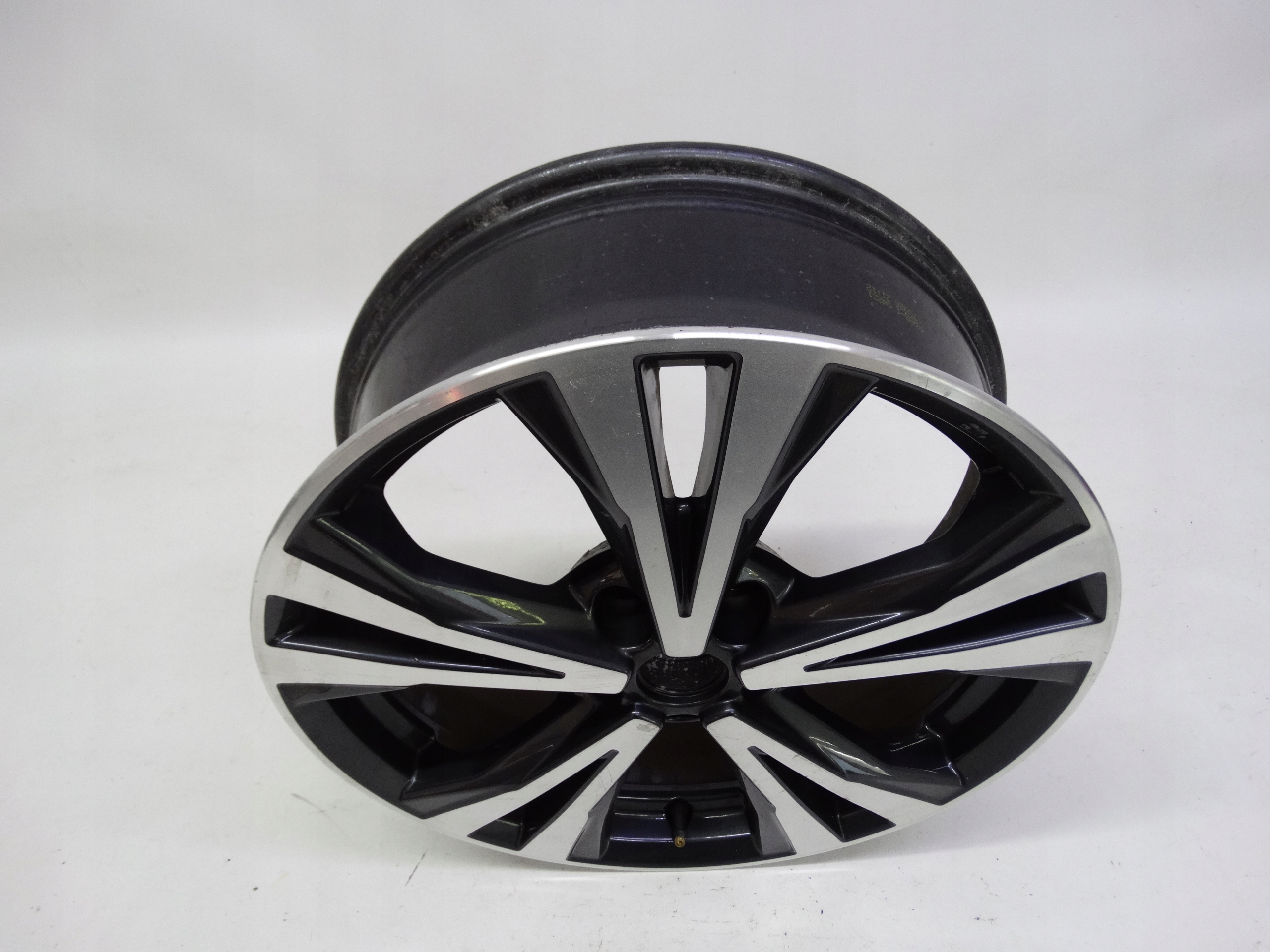 Second image of Nissan Juke Qashqai felga 18 cali oryginalna HV03A