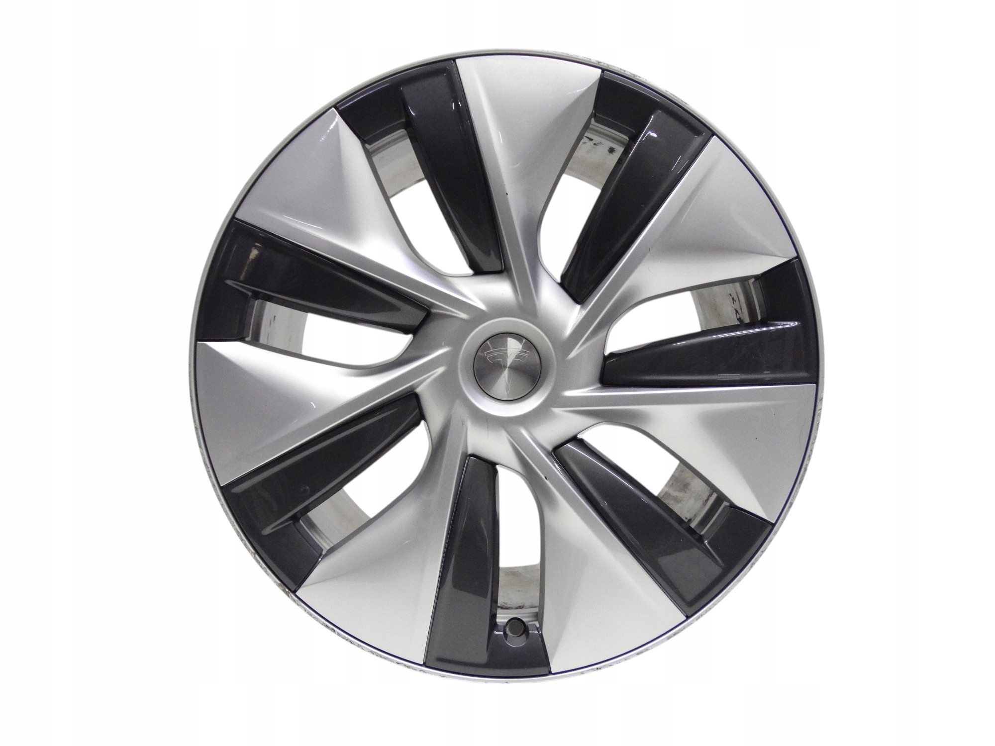 Tesla Model Y felga 19 cali 1188222-00-C oryginalna