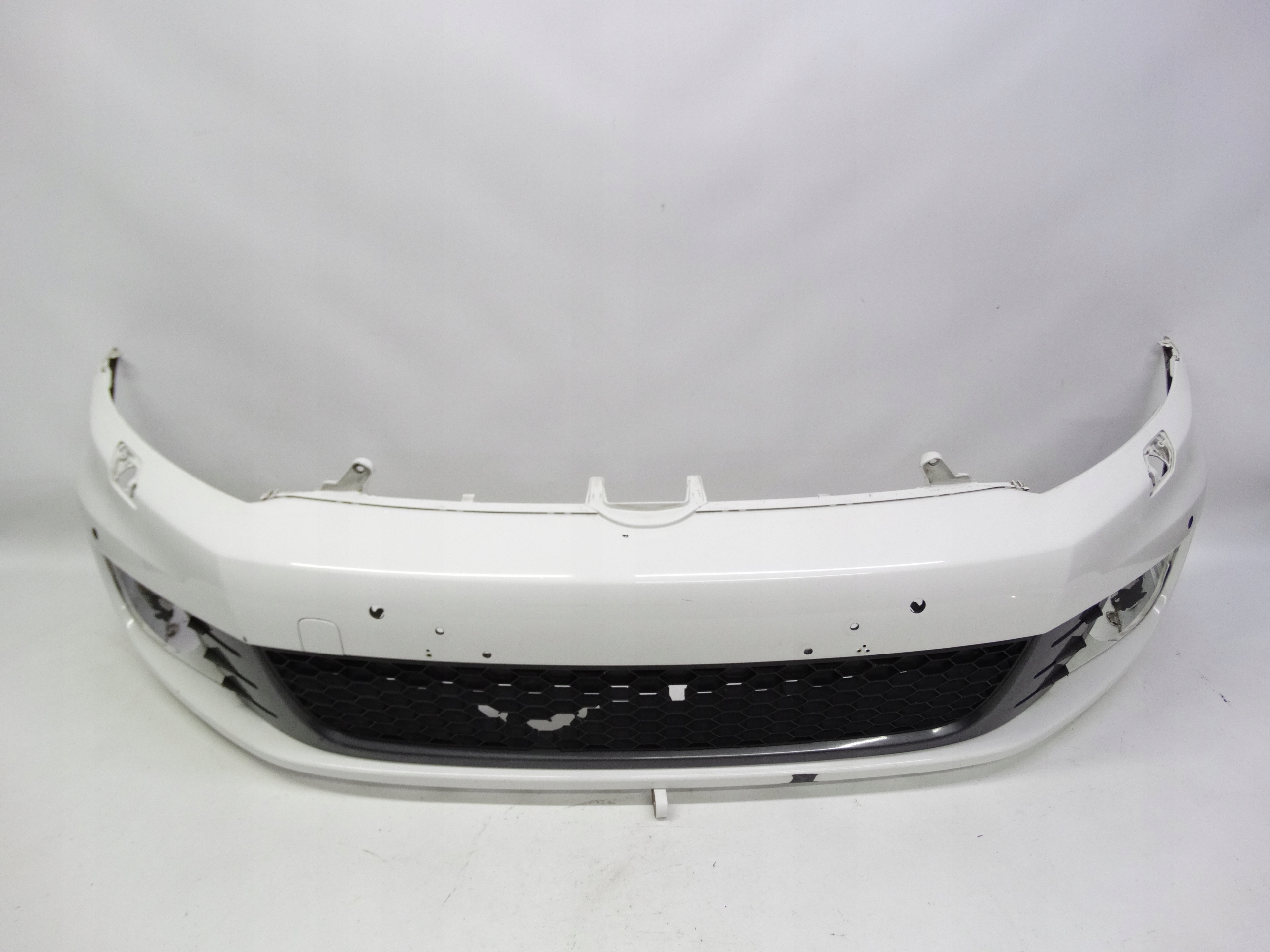 Second image of VW Golf VI GTI GTD 2008-2012 zderzak przedni 5K0807221T oryginalny