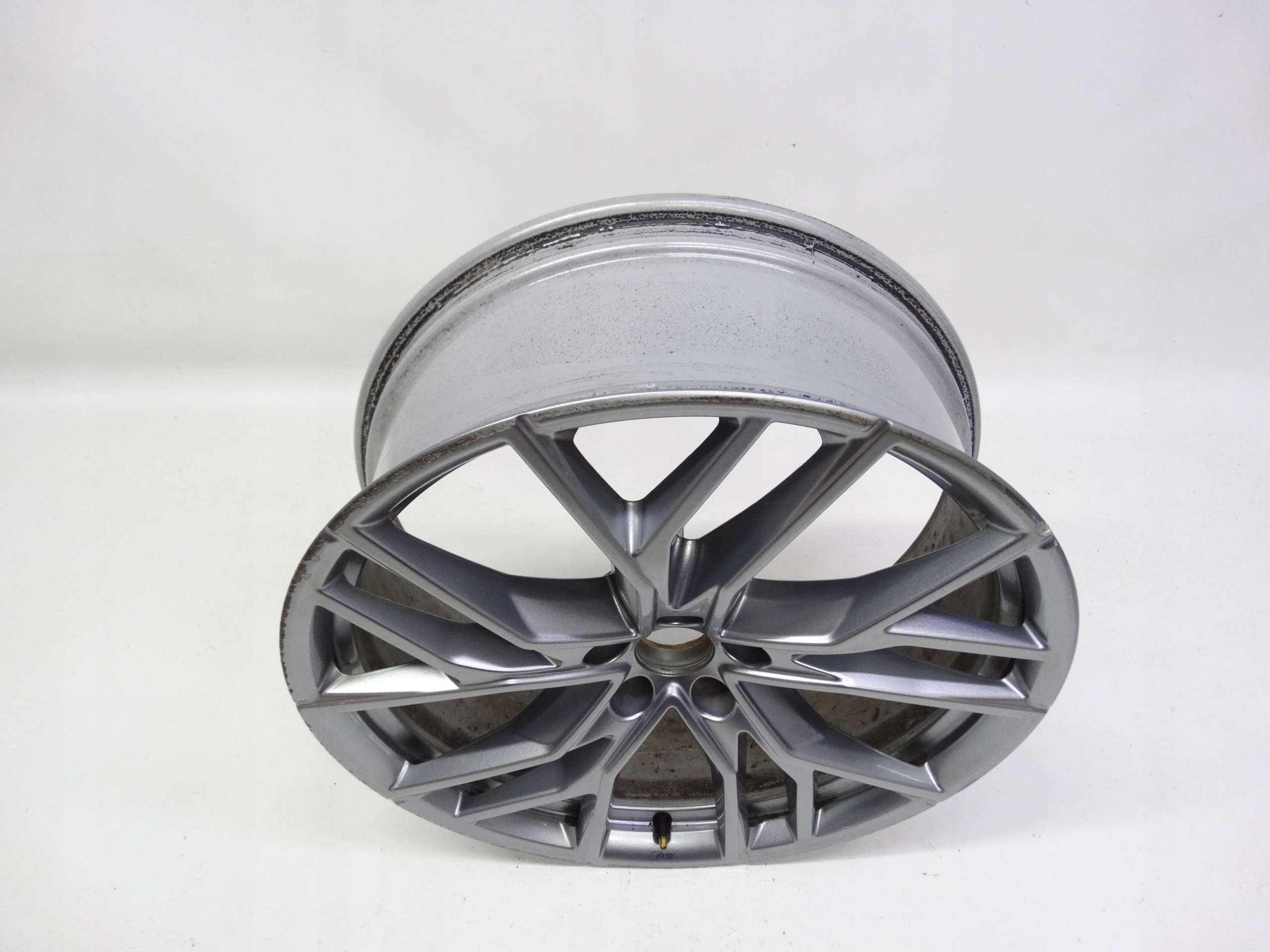 Second image of Audi Q4 E-Tron 89A felga 21 cali 89A601025H oryginalna