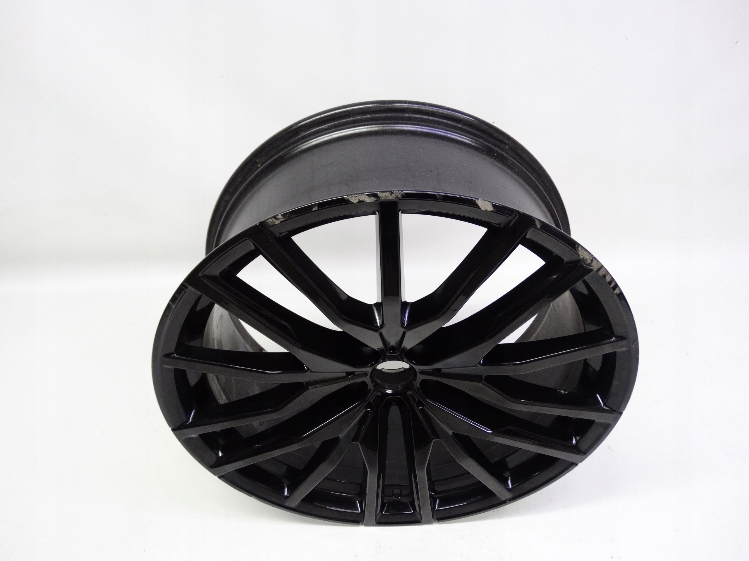 Second image of BMW X5 G05 X6 G06 felga 22 cale przednia 8090013 oryginalna