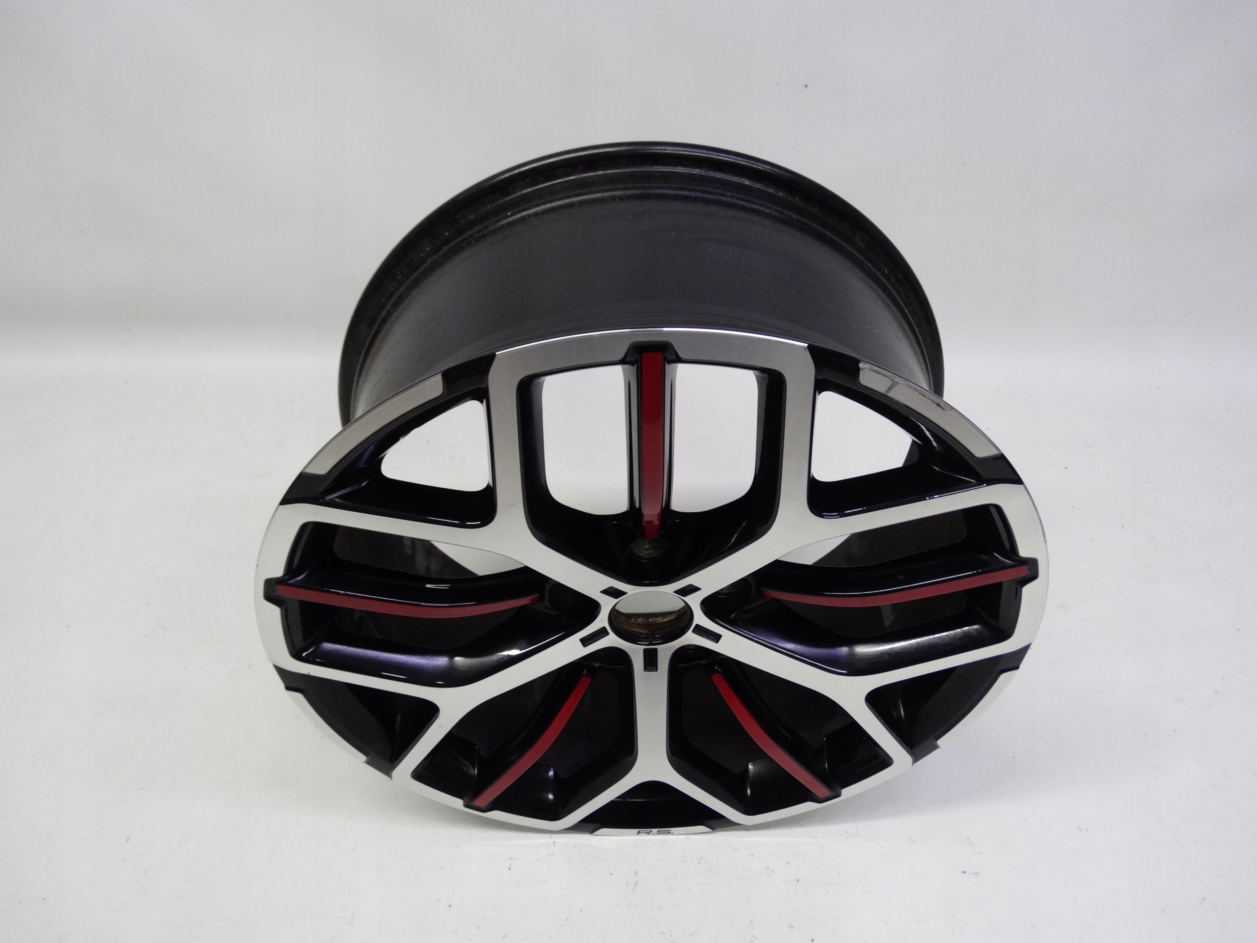 Second image of Renault Megane IV RS felga 19 cali 403009975R oryginalna