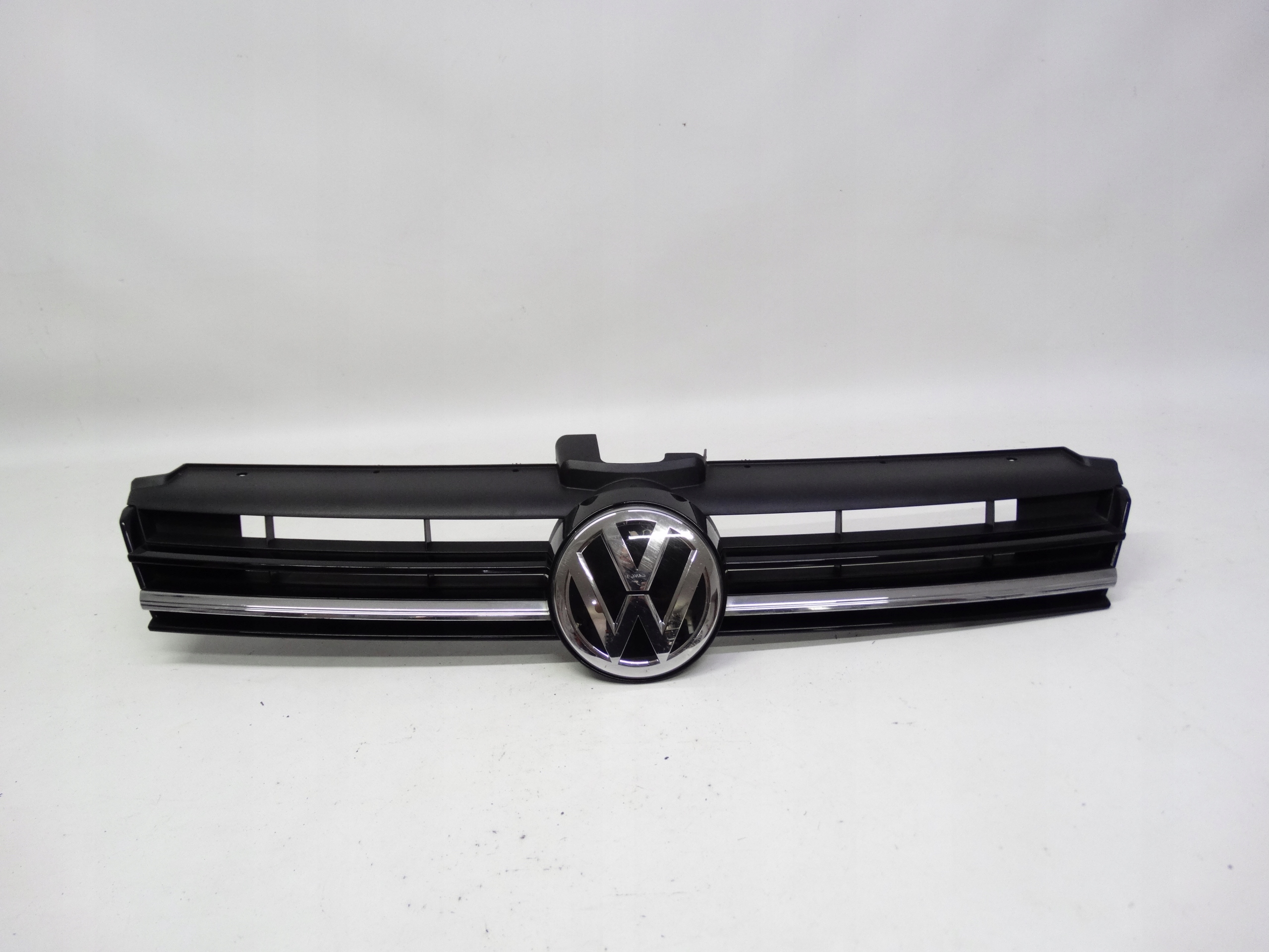 Second image of VW Golf VII Lift 5G 2016-2020 grill atrapa 5G0853653Q oryginalna