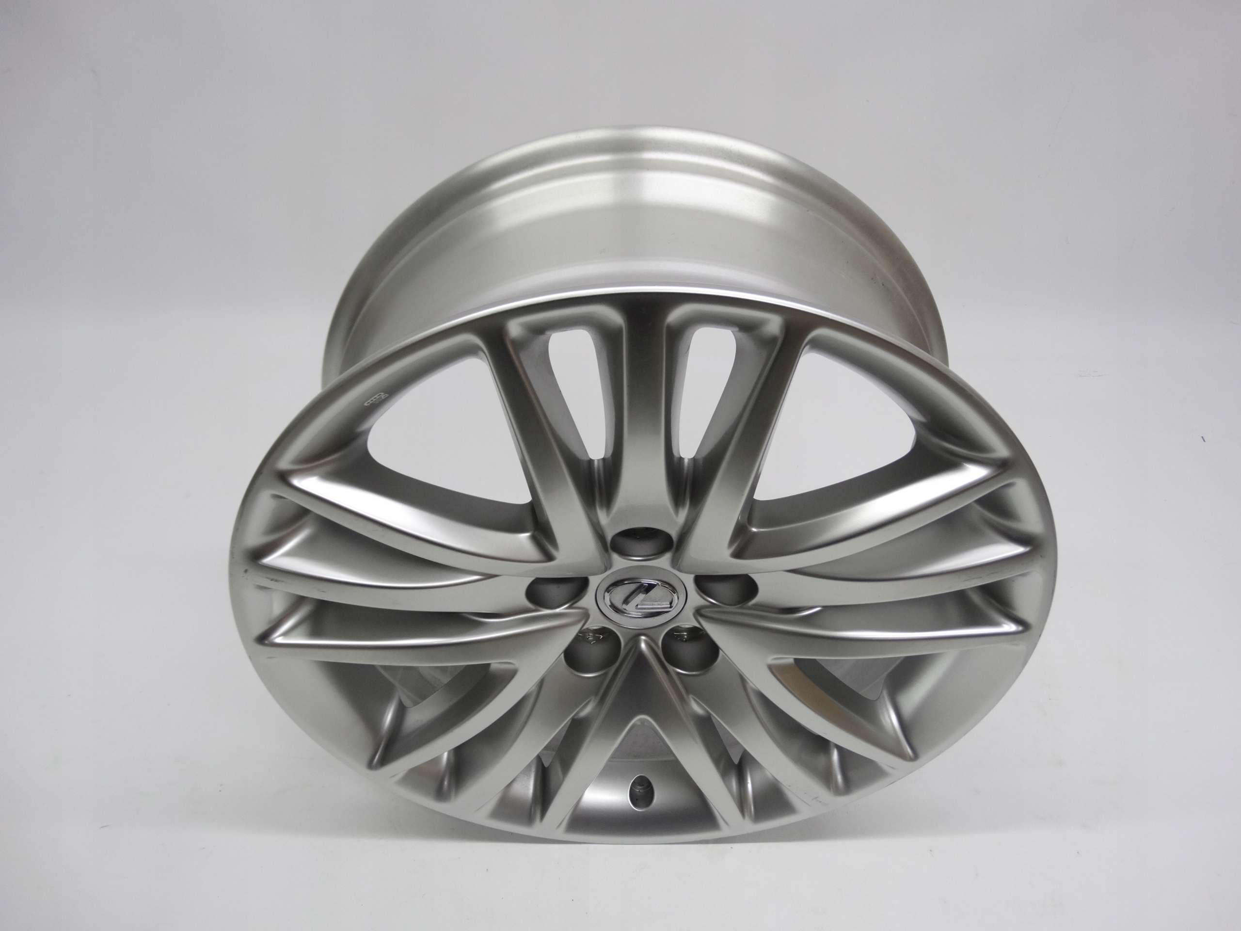 Second image of Lexus LS 600h felga 19 cali TMF2-980 oryginalna NOWA