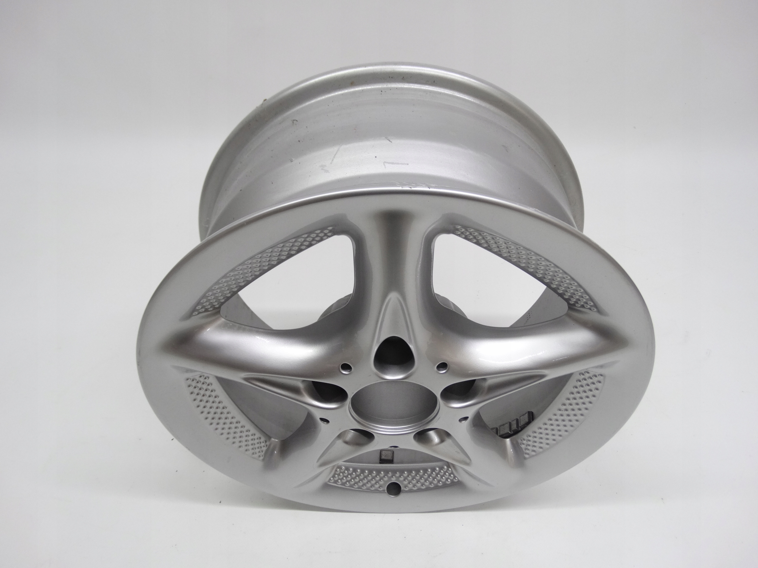 Second image of Mercedes C-klasa W202 felga 15 cali B66470502 oryginalna NOWA