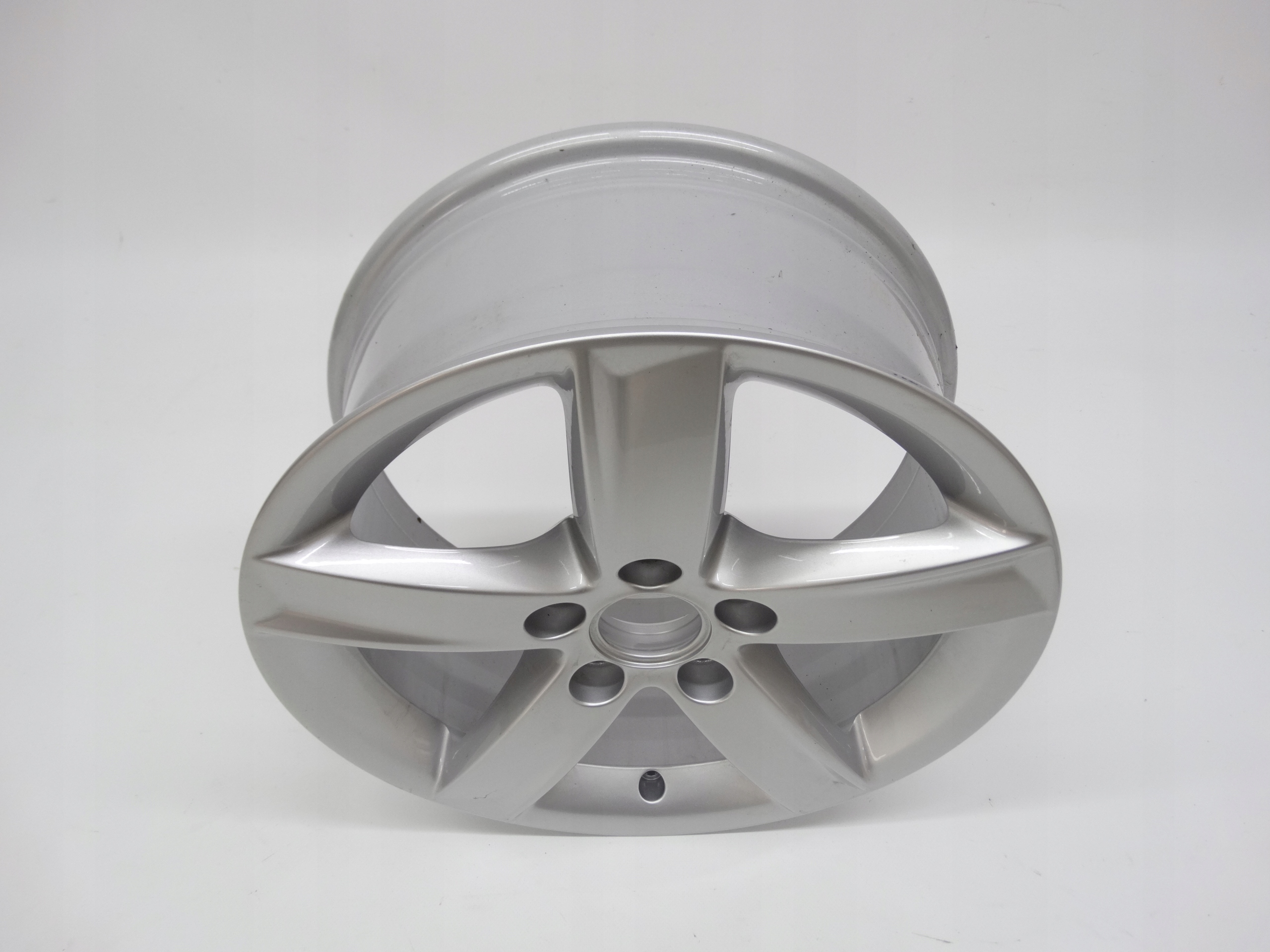 Second image of Audi A4 B8 8K felga 16 cali 8K0071496 oryginalna NOWA