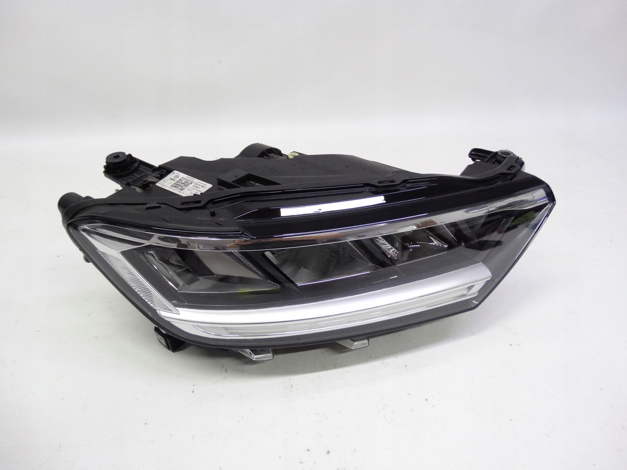 Second image of VW T-Roc Lift 2021+ lampa prawa Full LED 2GA941006F oryginalna