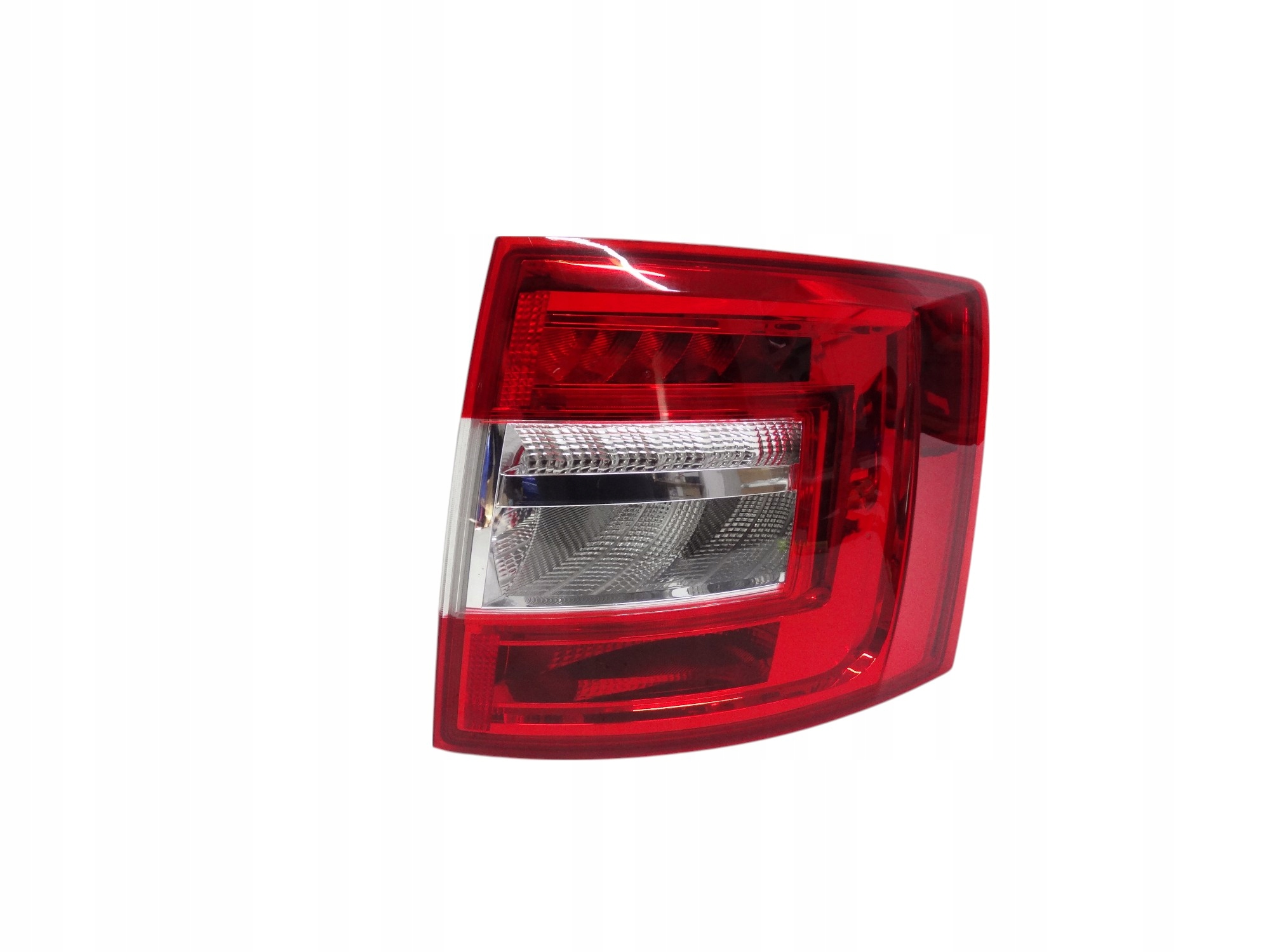 Skoda Octavia III Kombi 5E9 2012-2016 lampa tylna prawa z LED 5E9945096B