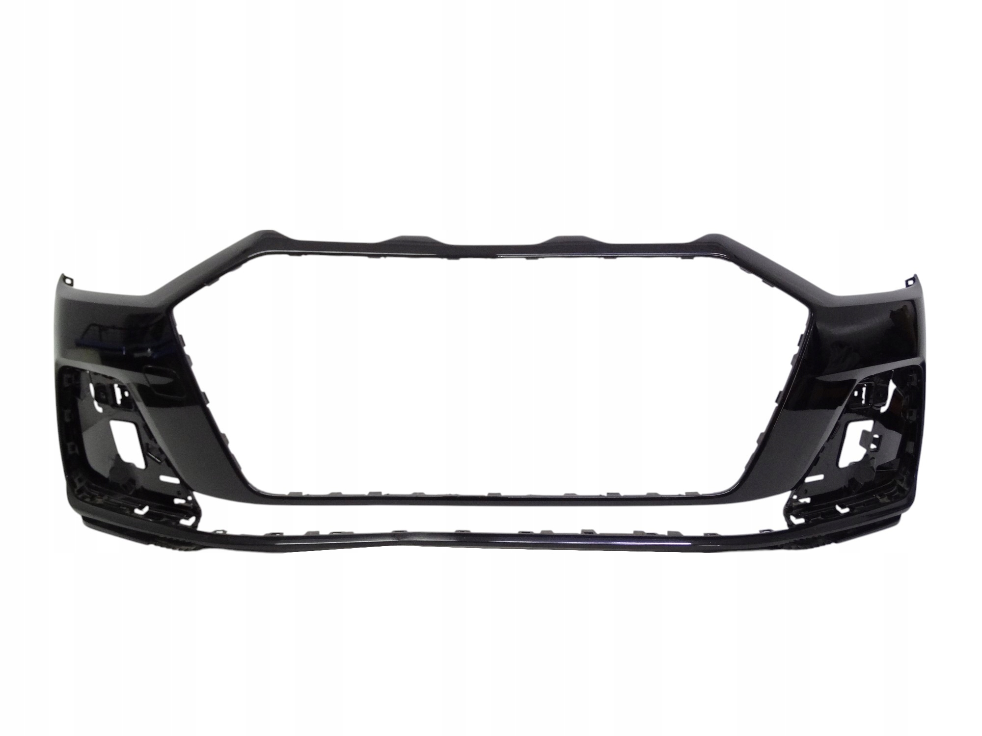 Audi A1 II 2018+ zderzak przedni 82A807437A oryginalny