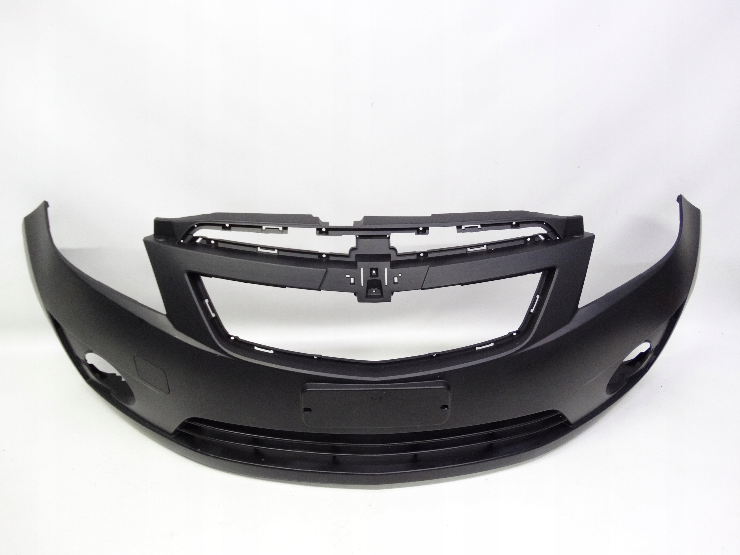 Second image of Chevrolet Spark III M300 2009-2012 zderzak przedni CV0520000-000S NOWY