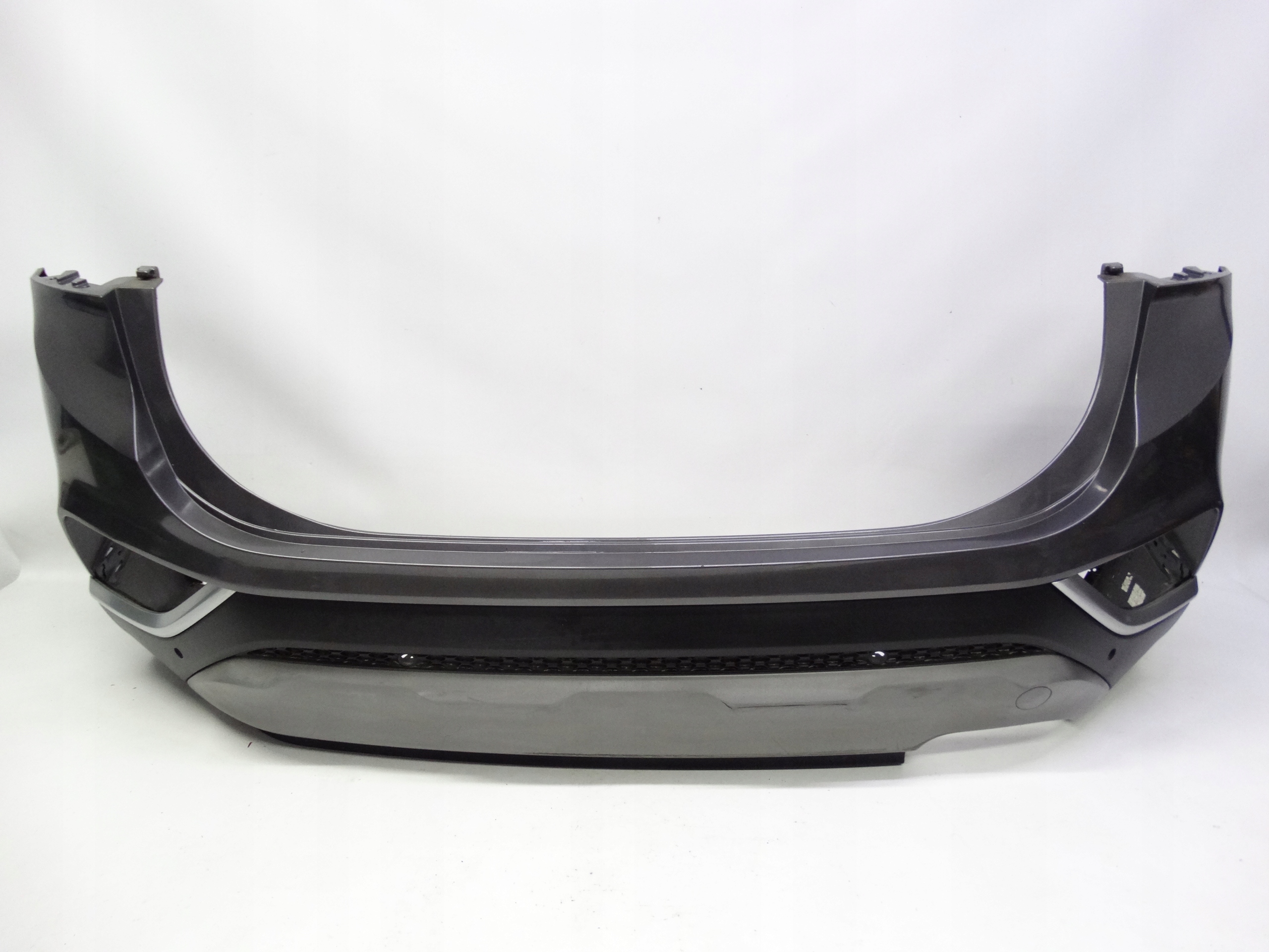 Second image of Hyundai Santa Fe IV 2018-2020 zderzak tylny oryginalny 86611-S1000