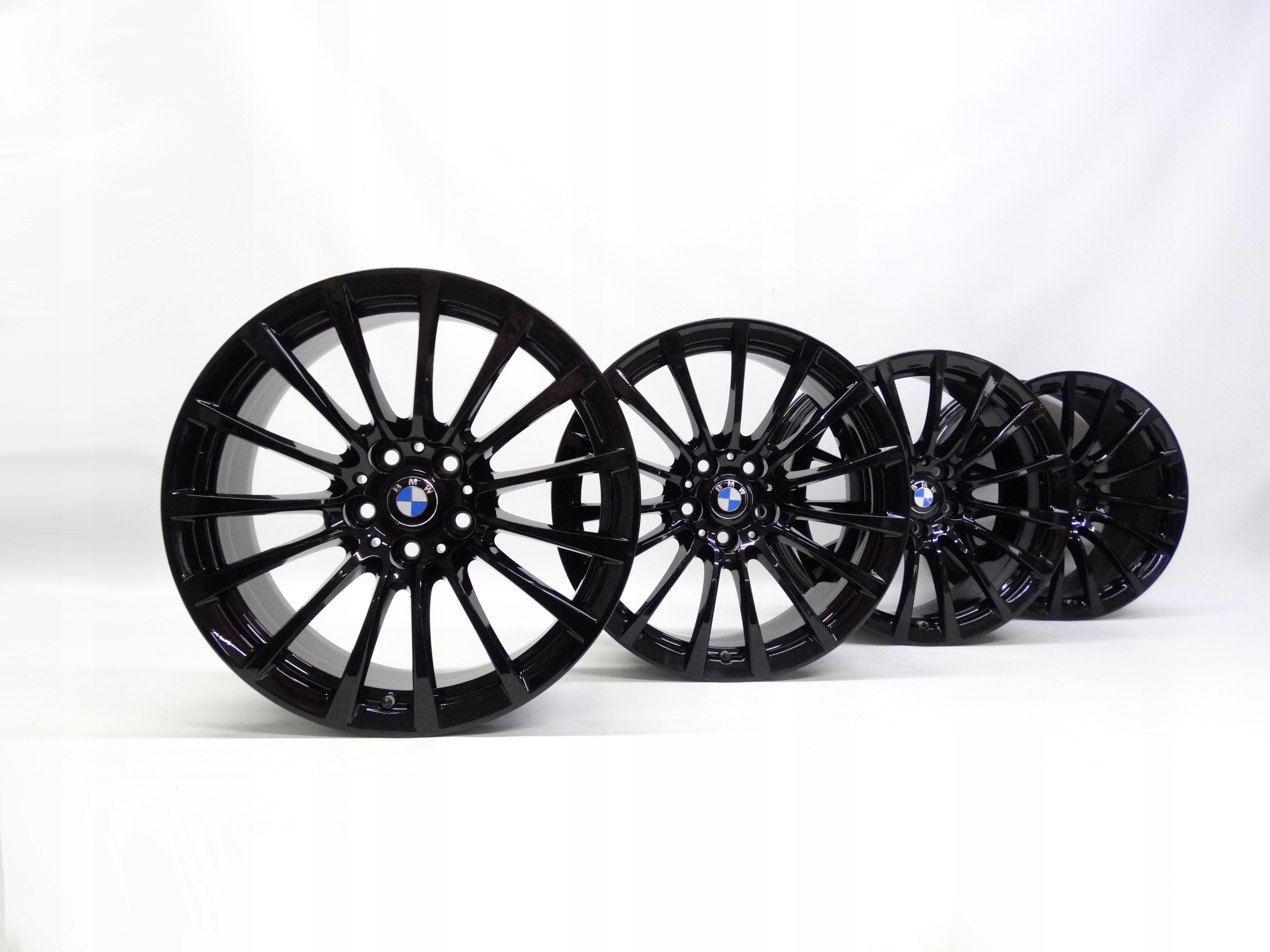 Second image of BMW 5 G30 G31 komplet felg 18 cali 6861224 oryginalny