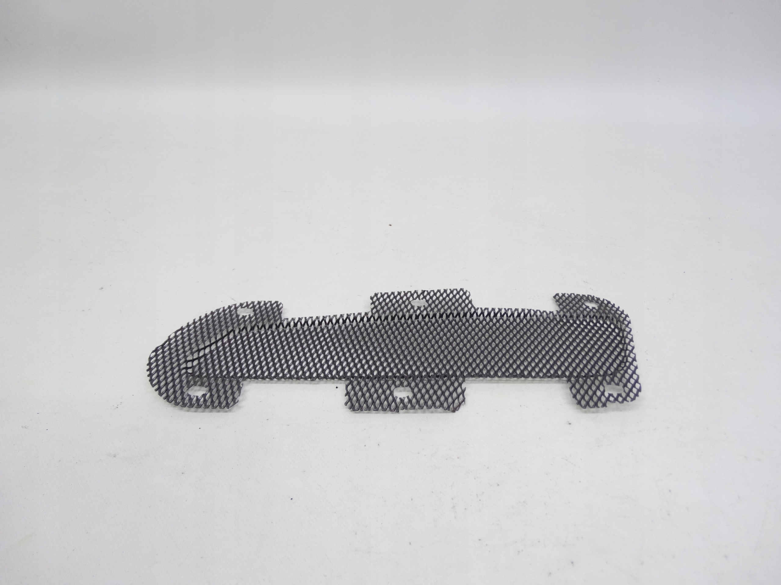 Second image of Aston Martin V8 Vantage 05-17 DBS V12 lewa kratka maski 6G33-16C693-AD