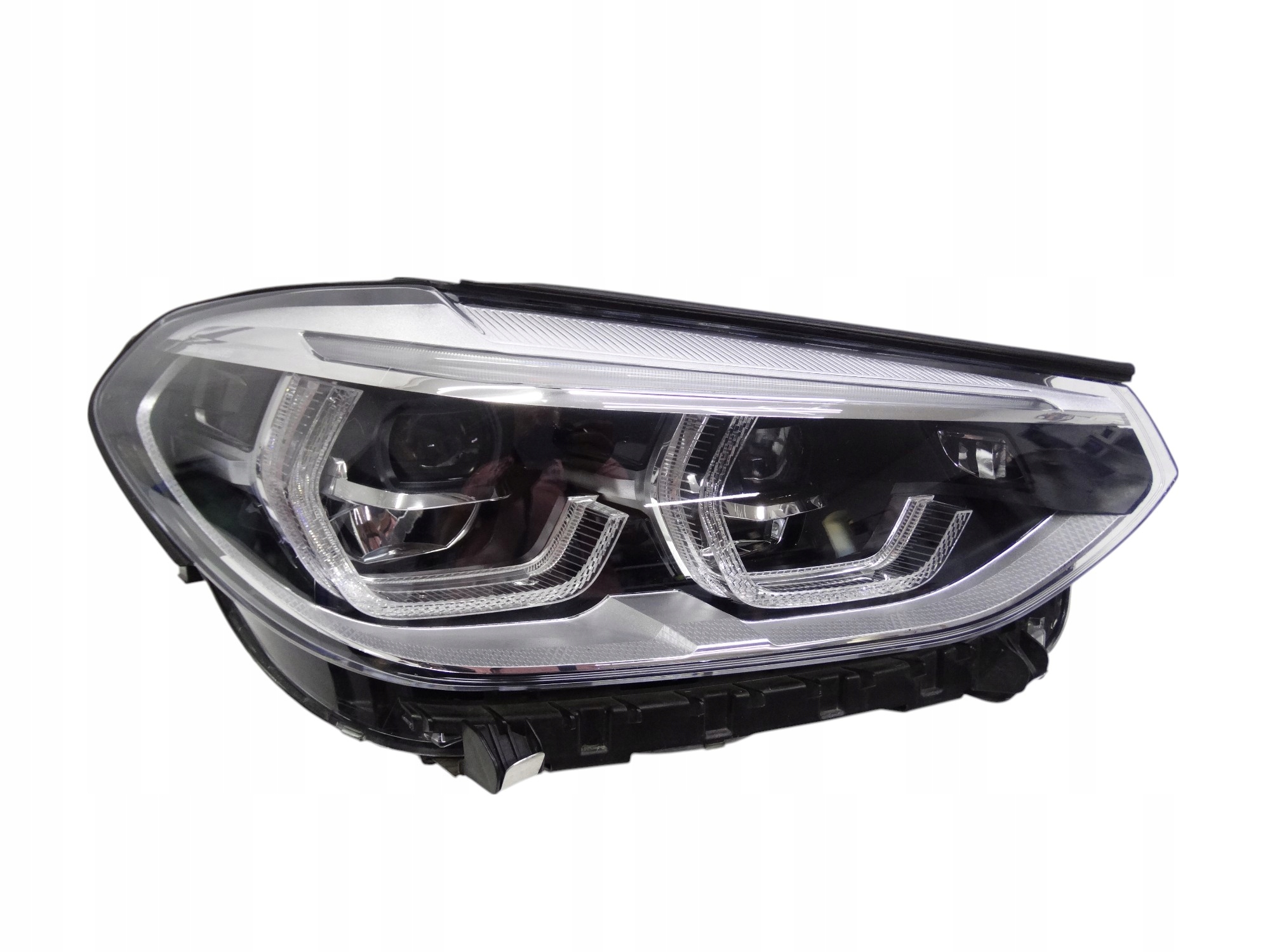 BMW X3 G01 X4 G02 17-21 lampa prawa Adaptive LED 8496824 oryginalna