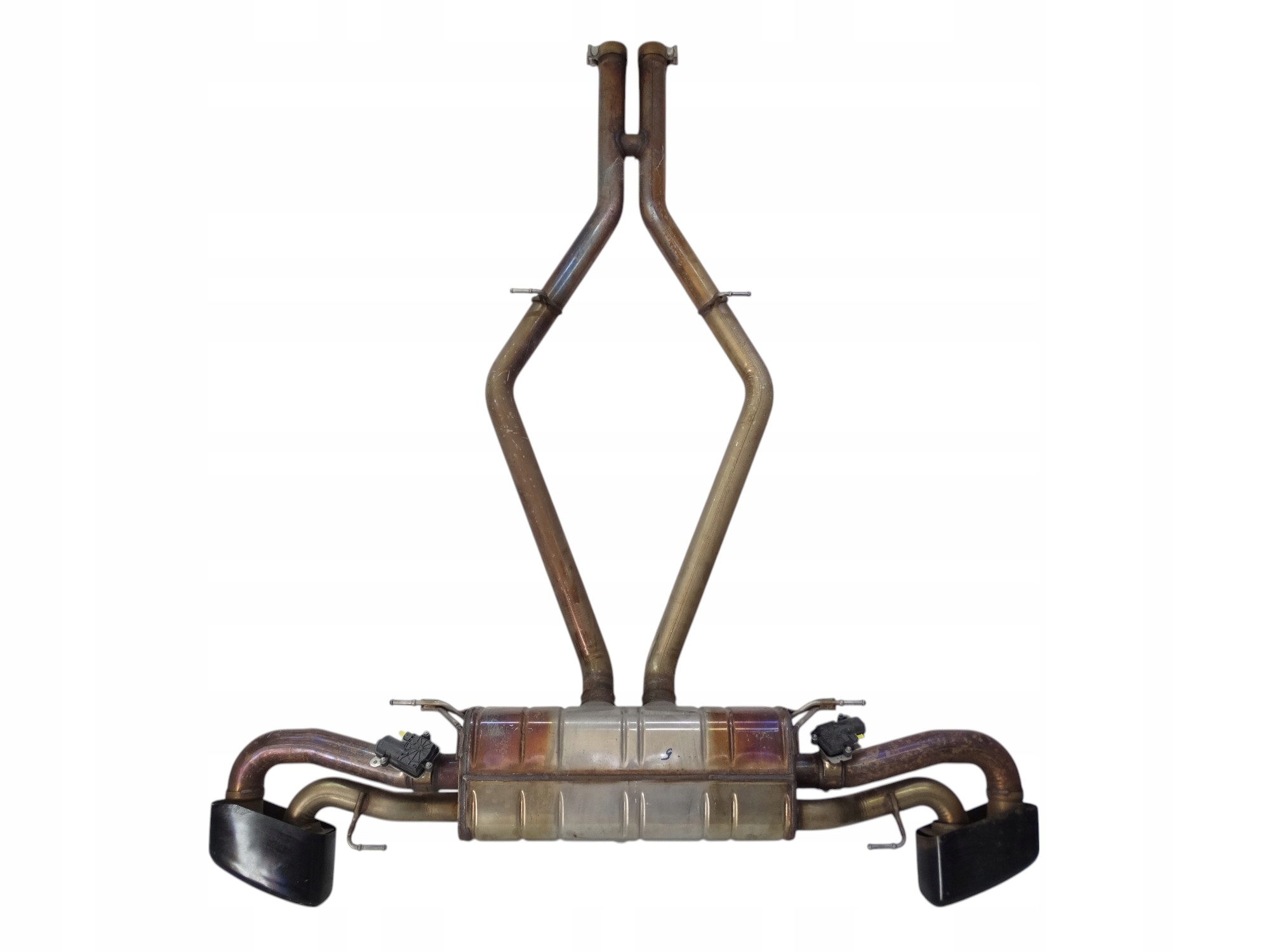 Maserati Grecale Trofeo V6 M182 22+ tłumik końcowy wydech aktywny 670220026