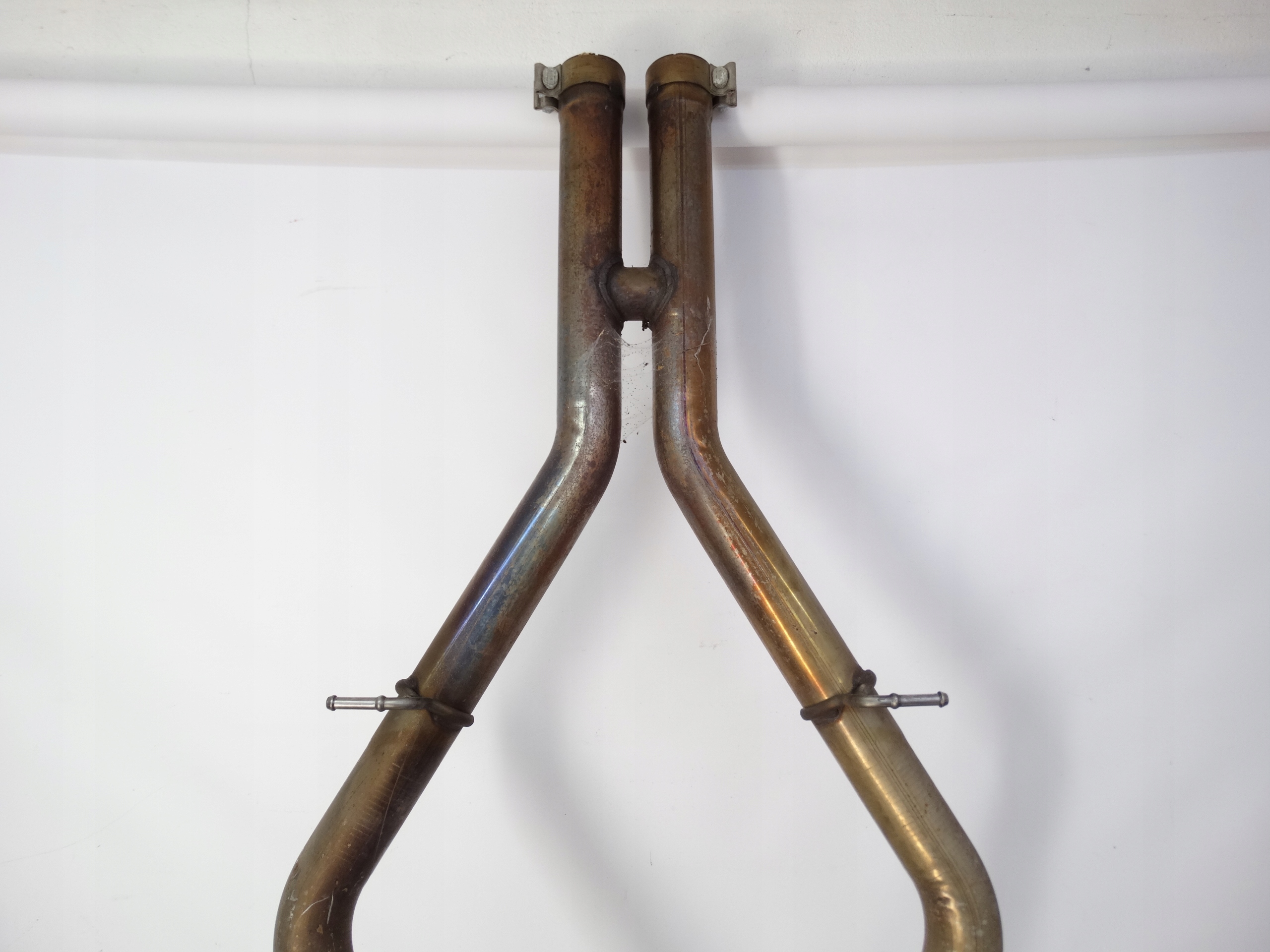 Second image of Maserati Grecale Trofeo V6 M182 22+ tłumik końcowy wydech aktywny 670220026