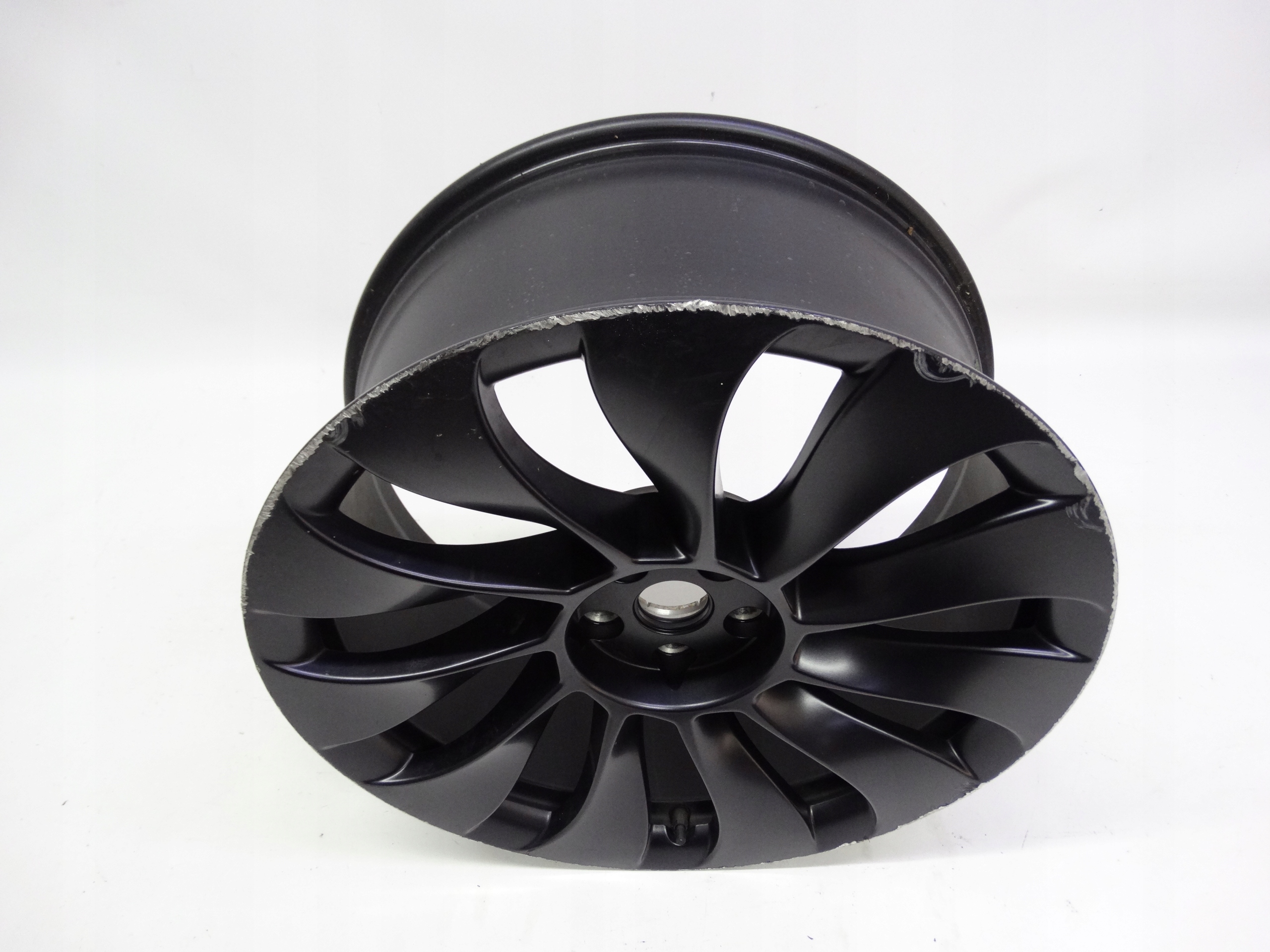 Second image of Tesla Model Y felga przednia 21 cali 1188226-00-C oryginalna